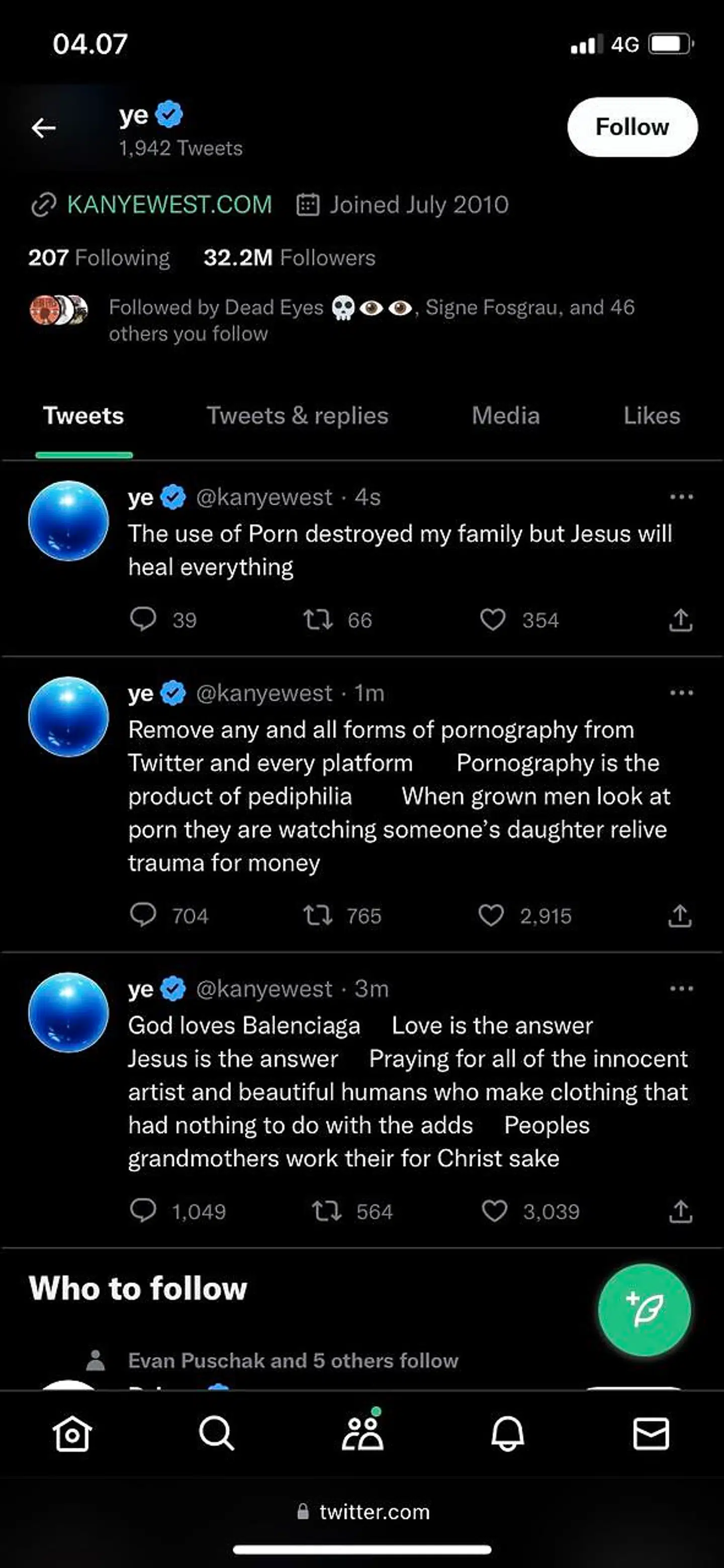 Ye, tidligere kendt som Kanye West, har fået suspenderet sin Twitter-profil efter en tirade af mærkelige beskeder tidligt fredag morgen.