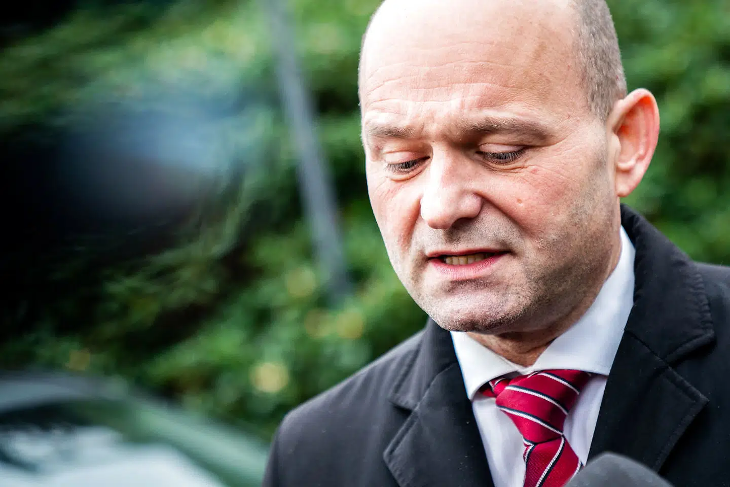 Regeringsforhandlinger mellem Socialdemokratiet og De Konservative har ikke bragt Danmark tættere på en afklaring om en bred regering hen over den politiske midte. Sådan lyder analysen fra formand Søren Pape Poulsen (K), efter at han tirsdag har forhandlet med kongelig undersøger Mette Frederiksen (S) i Statsministeriet på Christiansborg (Foto: Ida Marie Odgaard/Ritzau Scanpix)