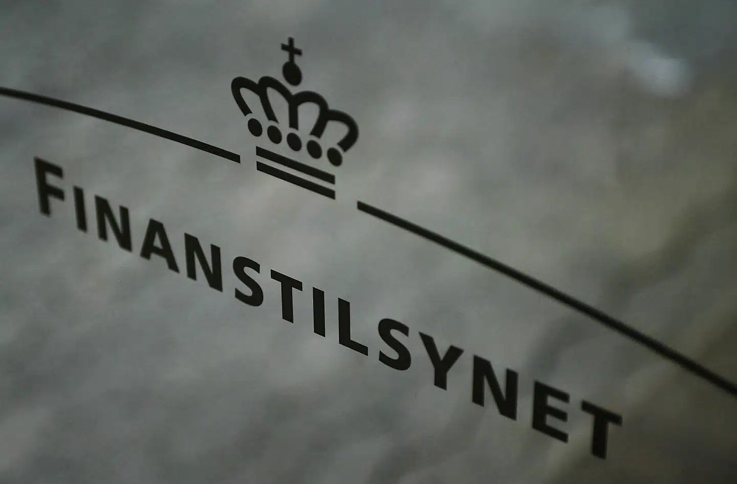 Finanstilsynet har til at opgave at holde tilsyn med blandt andet bankernes aktiviteter.