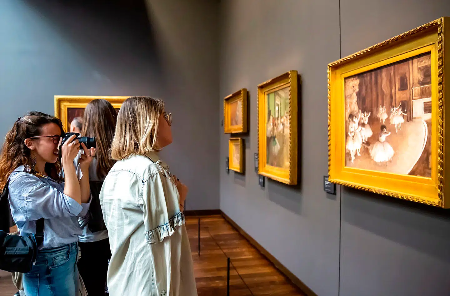 Frankrig har allerede indført et kulturpas for unge. Billedet er fra Musée d'Orsay i Paris.