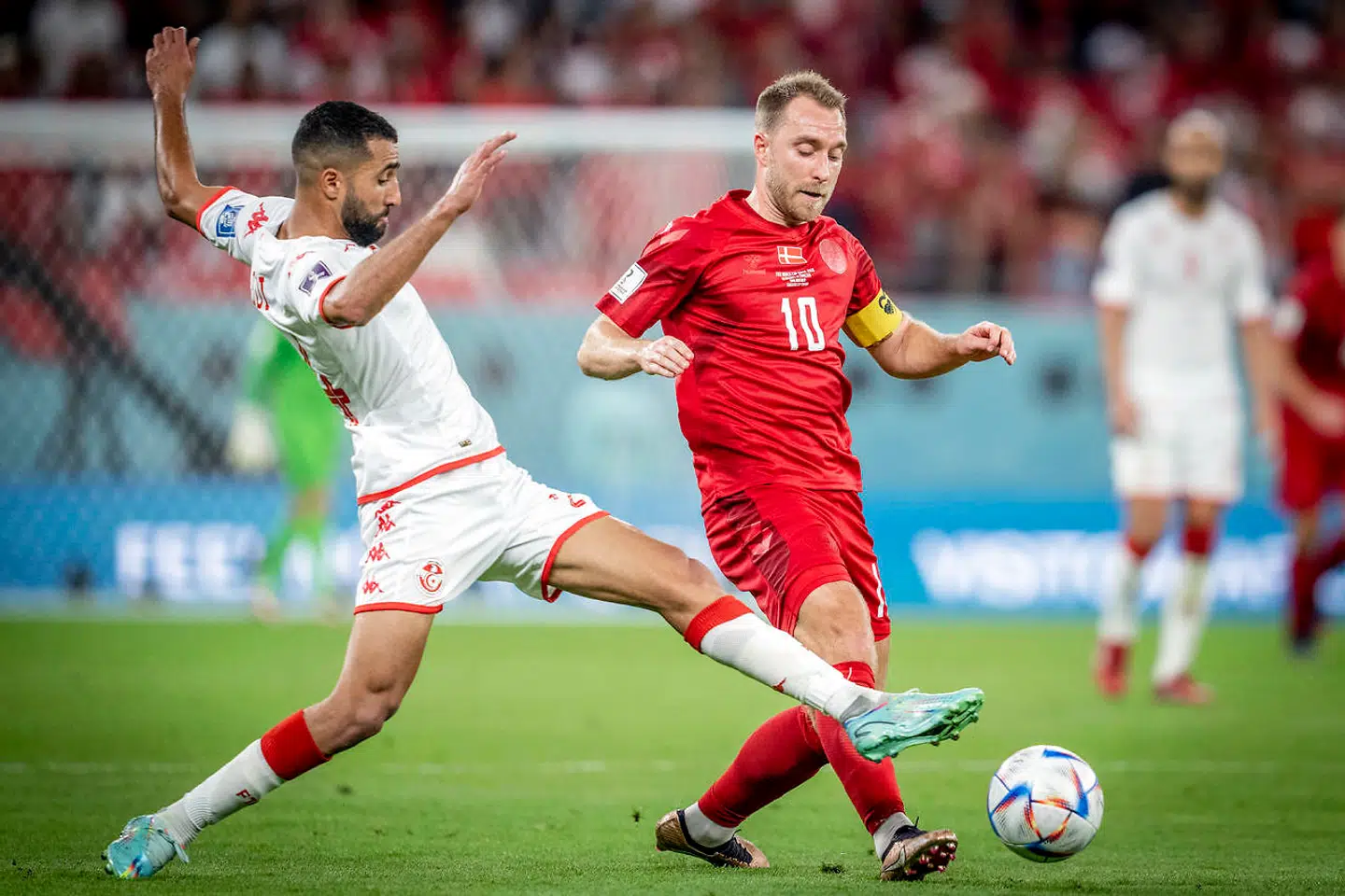 Mediernes dagsorden kan være en af årsagerne til, at billedet i nyhederne ikke altid er et retvisende billede for hele Danmark, siger Jesper Tække.