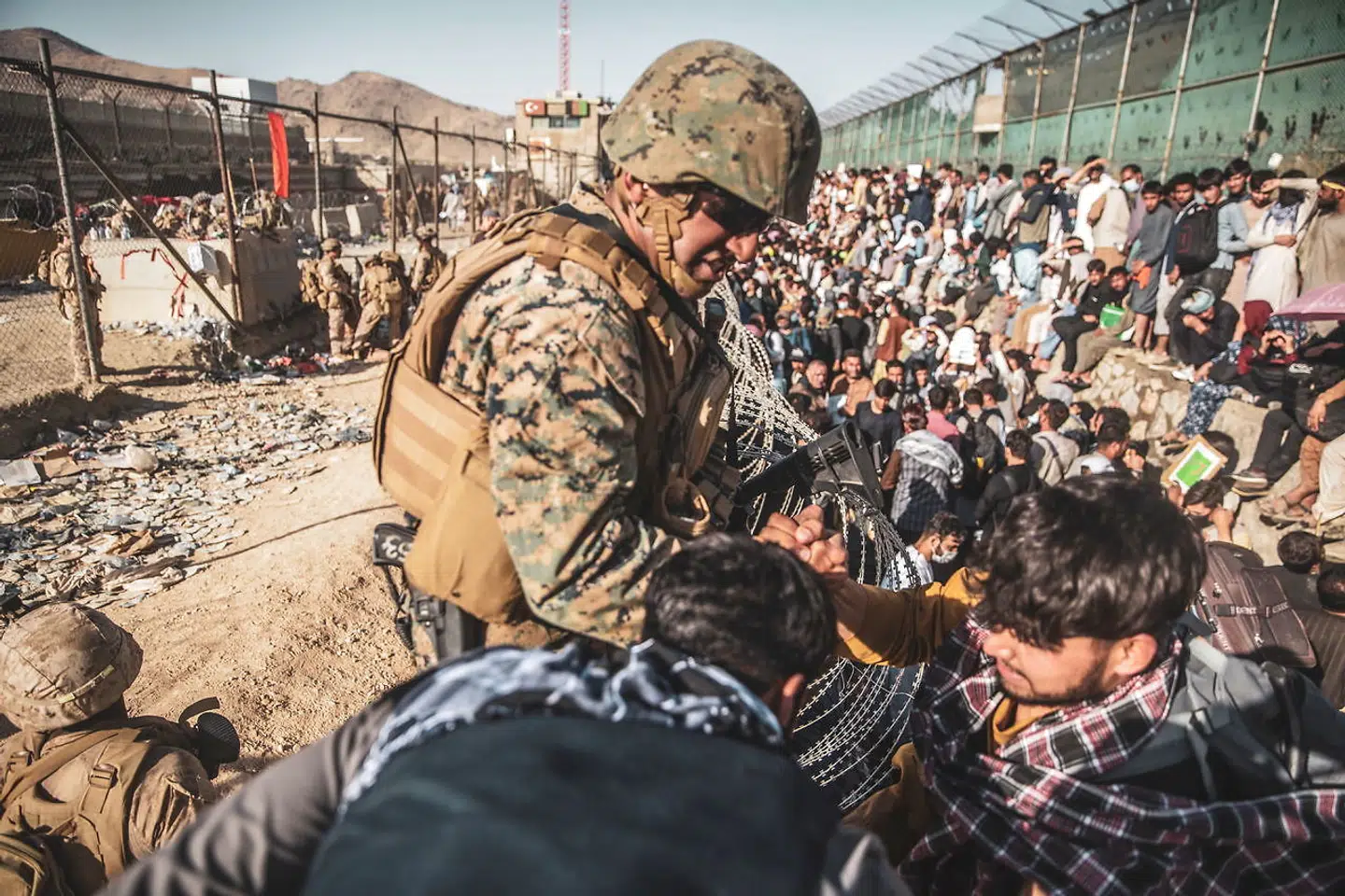 Den afghanske mand, hans hustru og fem børn blev evakueret til Danmark i august 2021, da den islamiske bevægelse Taleban tog magten i landet. I første omgang kom parrets yngste datter ikke med på flyet mod Danmark. Familien blev dog senere genforenet. (Arkivfoto).