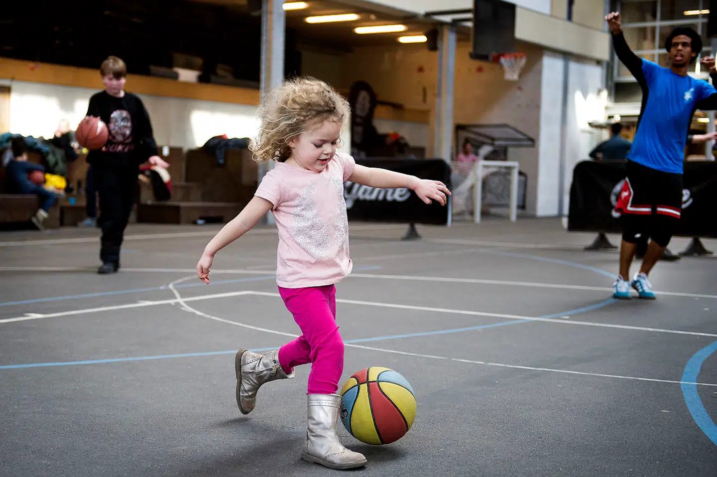 »Idrætten har en social slagside, hvor uddannelsesniveau, boligforhold og foreningsdeltagelse går hånd i hånd. Der er høj risiko for, at denne slagside vil blive forværret med den aktuelle inflation og energikrise,« skriver Simon Prahm.