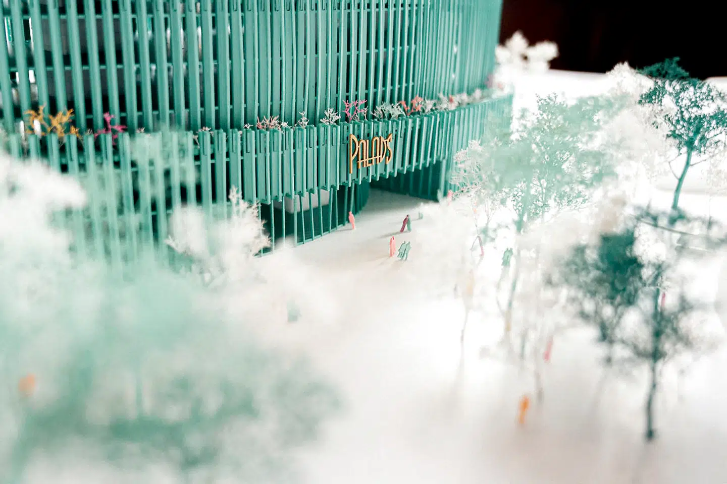 I forslaget 'Grønt Palads' starter tegnestuen forfra. Her er blandt andet beplantning på bygningen.