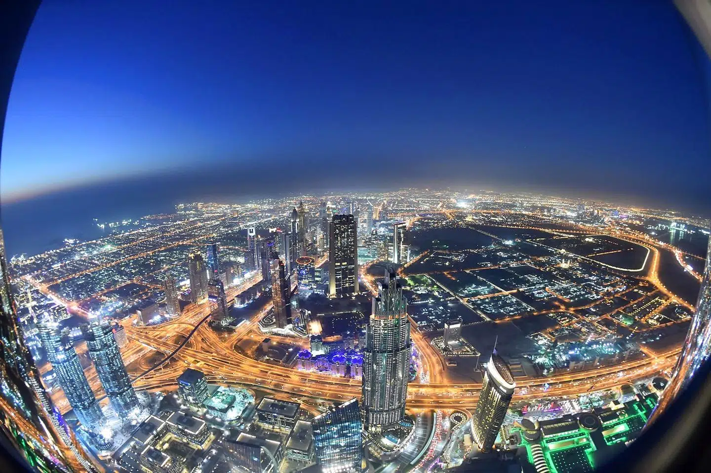 Flere af bagmændene bag milliardsvindlen med udbytteskat kan ifølge de danske myndigheder spores til ørkenstaten Dubai. Ifølge en ny bog er der risiko for, at svindlen fortsætter den dag i dag – omend i mindre omfang. Arkivfoto: Giuseppe Cacace/AFP/Ritzau Scanpix