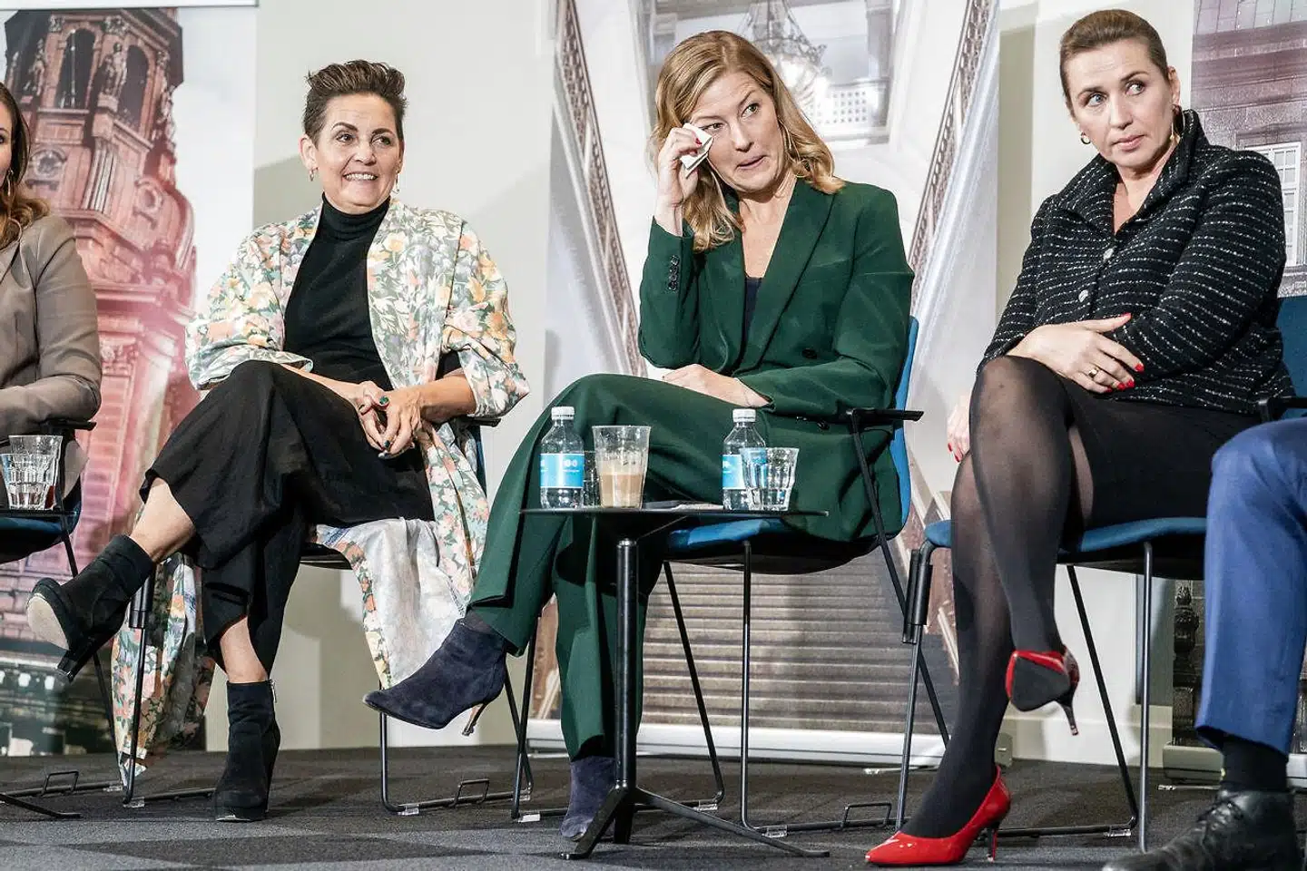 »Kontrasten er tydelig. Den måde, vi har valgt at organisere ligestillingen på i Danmark, gør, at vi rykker for langsomt i forhold til de store ligestillingsudfordringer,« skriver Karen Bro og Gine Maltha Kampmann.