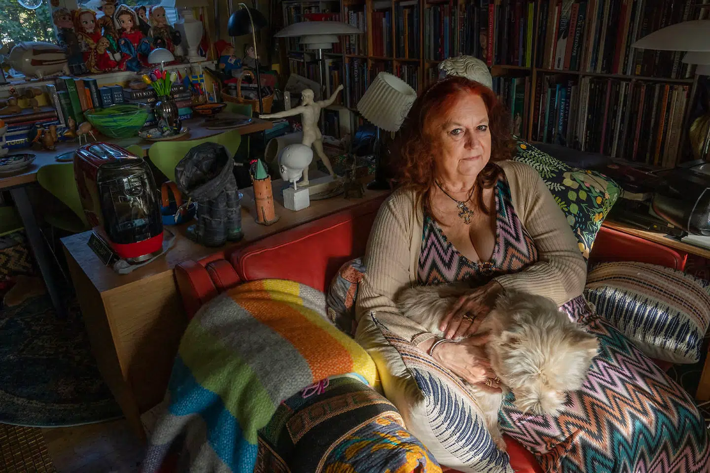 Maria Helleberg, der er en af Danmarks mest læste forfattere, fotograferet i hjemmet på Dannevang i Fredensborg. Hun er aktuel med fjerde bind i sin slægtshistoriske romanserie, der startede med »Kvinderne fra Thy«.