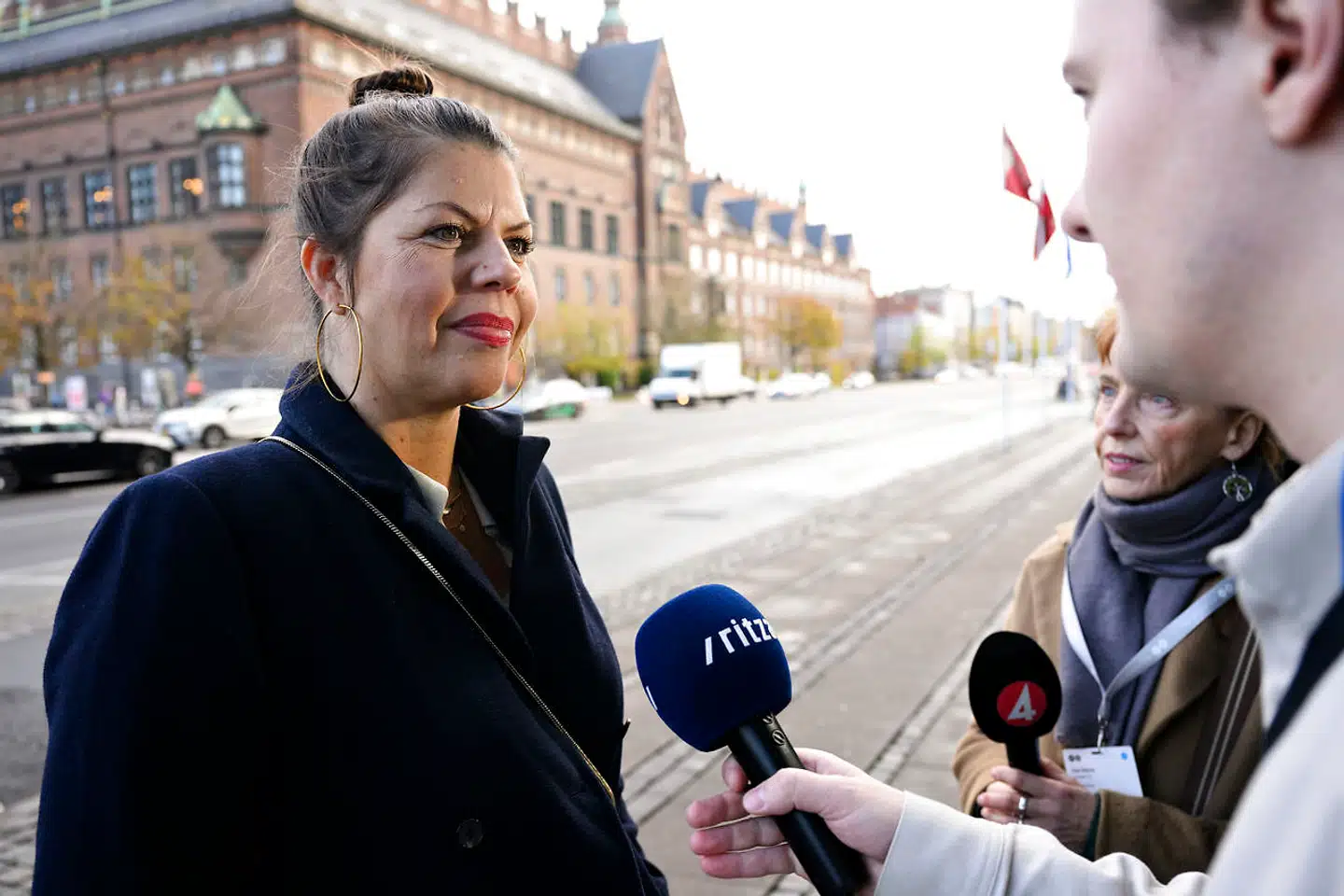 Franciska Rosenkilde forlader Borgerrepræsentationen i Københavns Kommune, fordi hun er blevet valgt ind i Folketinget.
