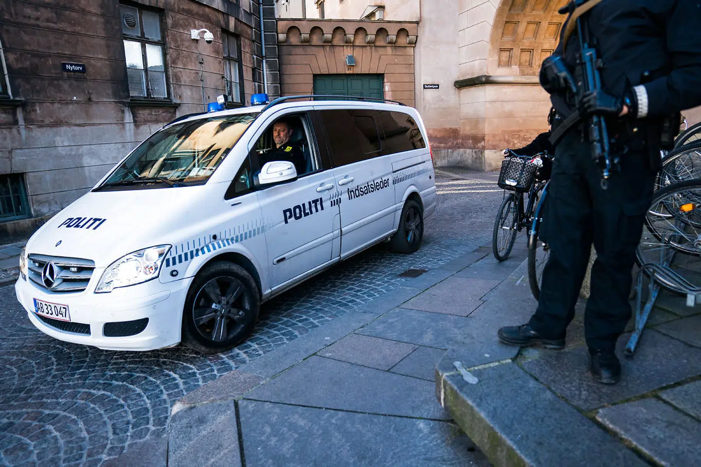 Tre kvinder er blevet tiltalt for at fremme terror ved at rejse til Syrien og blive husmødre og hustruer til personer aktive i IS, oplyser anklagemyndigheden. Billedet er fra Østre Landsret (Arkivfoto)