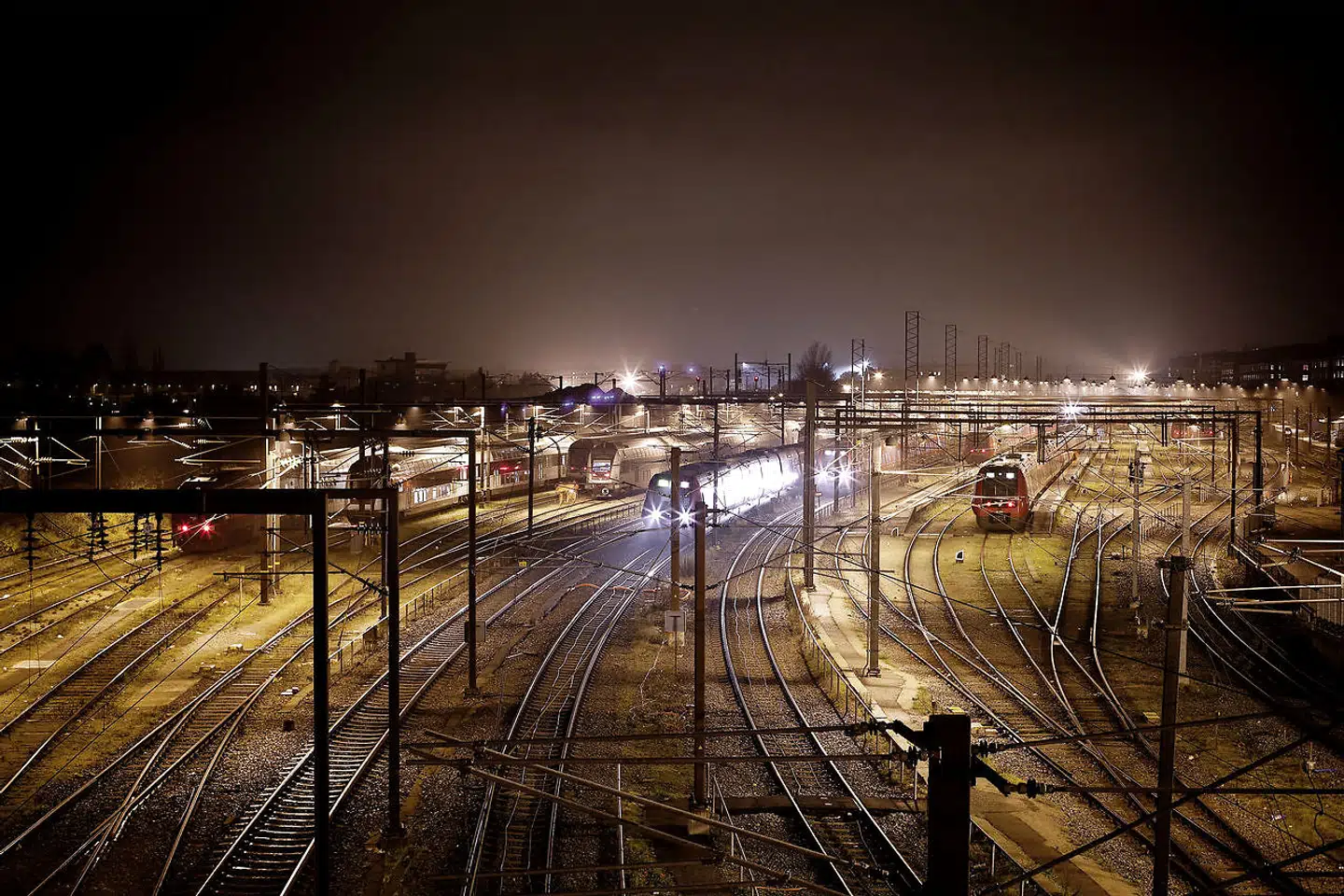 »Det viser desværre graden af sårbarhed i vores samfund, når det har så stor en en indvirkning på vores kritiske infrastruktur. Og det bekymrer mig,« siger it-sikkerhedsekspert Peter Kruse.