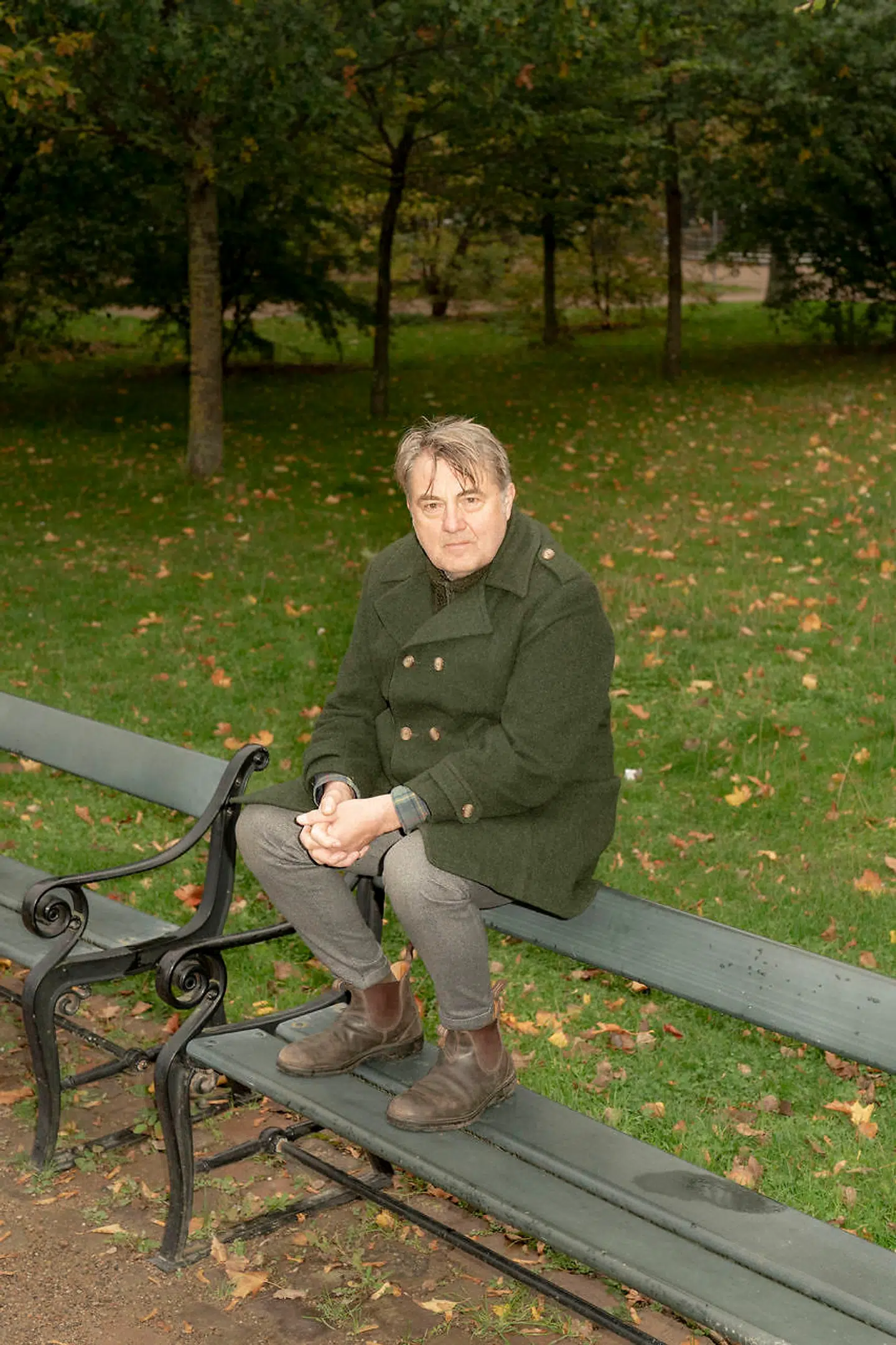 »Jeg er til gengæld ikke så fascineret af at gå rundt til de forskellige kulturseværdigheder i en by. Det siger mig ikke så fandens meget. Hvis man kun går de steder, andre går, ser man jo kun et glansbillede af, hvordan vi gerne vil præsentere vores by,« siger Jens Jørn Spottag.