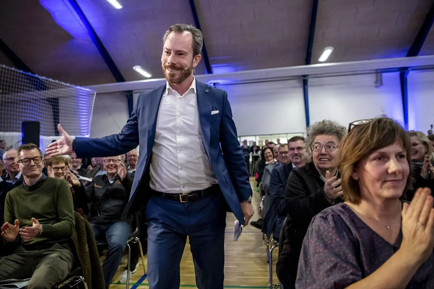 »Efter at have hørt Jakob Ellemann-Jensen til valgrally i Holstebro er jeg slet ikke i tvivl. (...) det bliver Jakobs team, der får min stemme,« skriver Tina Hartmeyer.