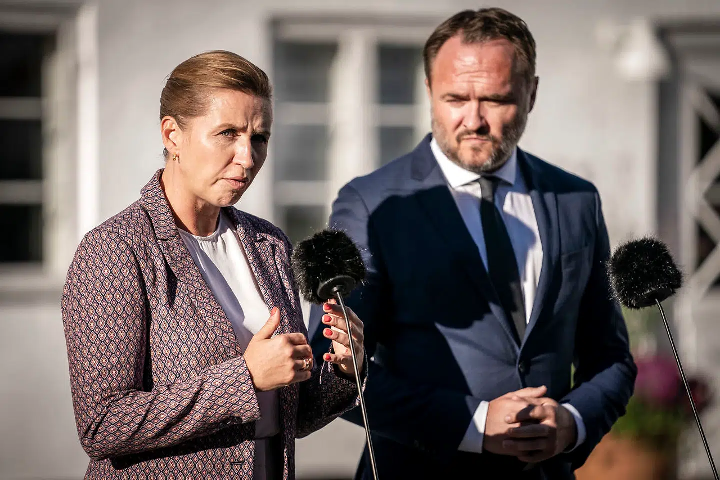 »Klimaloven blev vedtaget den sjette december 2019. Vi børn og unge, der havde demonstreret for ambitiøs klimahandling, var lykkelige. Med 70 procent reduktionsmålet blev Danmark sat på det grønne verdenskort og visionen om klimaforgangslandet var født. Men mens regeringen havde travlt med at udsætte den påkrævede klimahandling sivede ungdommens optimisme langsomt ud gennem klimalovens utætheder,« skriver Selma de Montgomery.