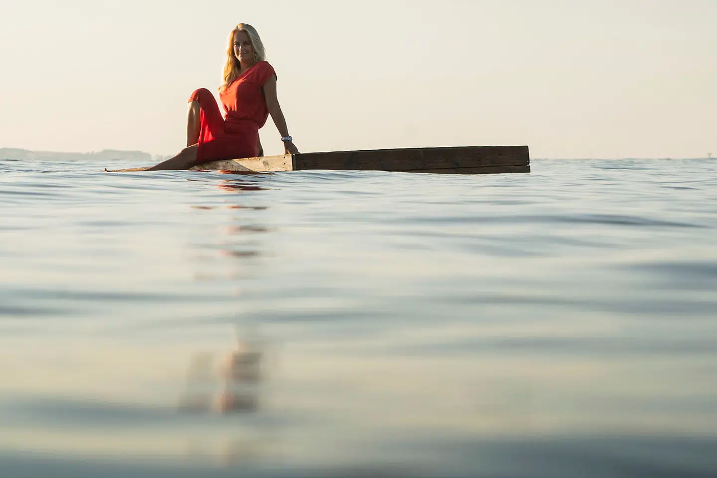 Tiden stod stille, da Pernille Vermund præsenterede partiets forslag om en omfattende reform, som blandt andet indeholdt forslag om at sænke skatten for 100 milliarder kroner og skære 100.000 offentligt ansatte. Ikke så meget over det politiske indhold men over den røde kjole, hun bare på billederne.