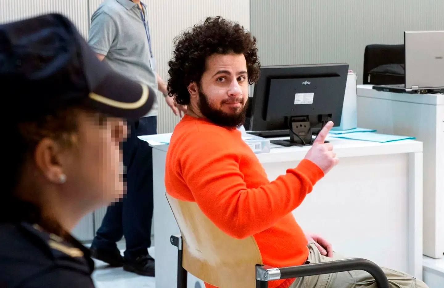 Ahmed Samsam vil gennem sin advokat, Erbil Kaya, indkalde cheferne for PET og FE samt flere danske chefredaktører som vidner i en sag mod de to efterretningstjenester.