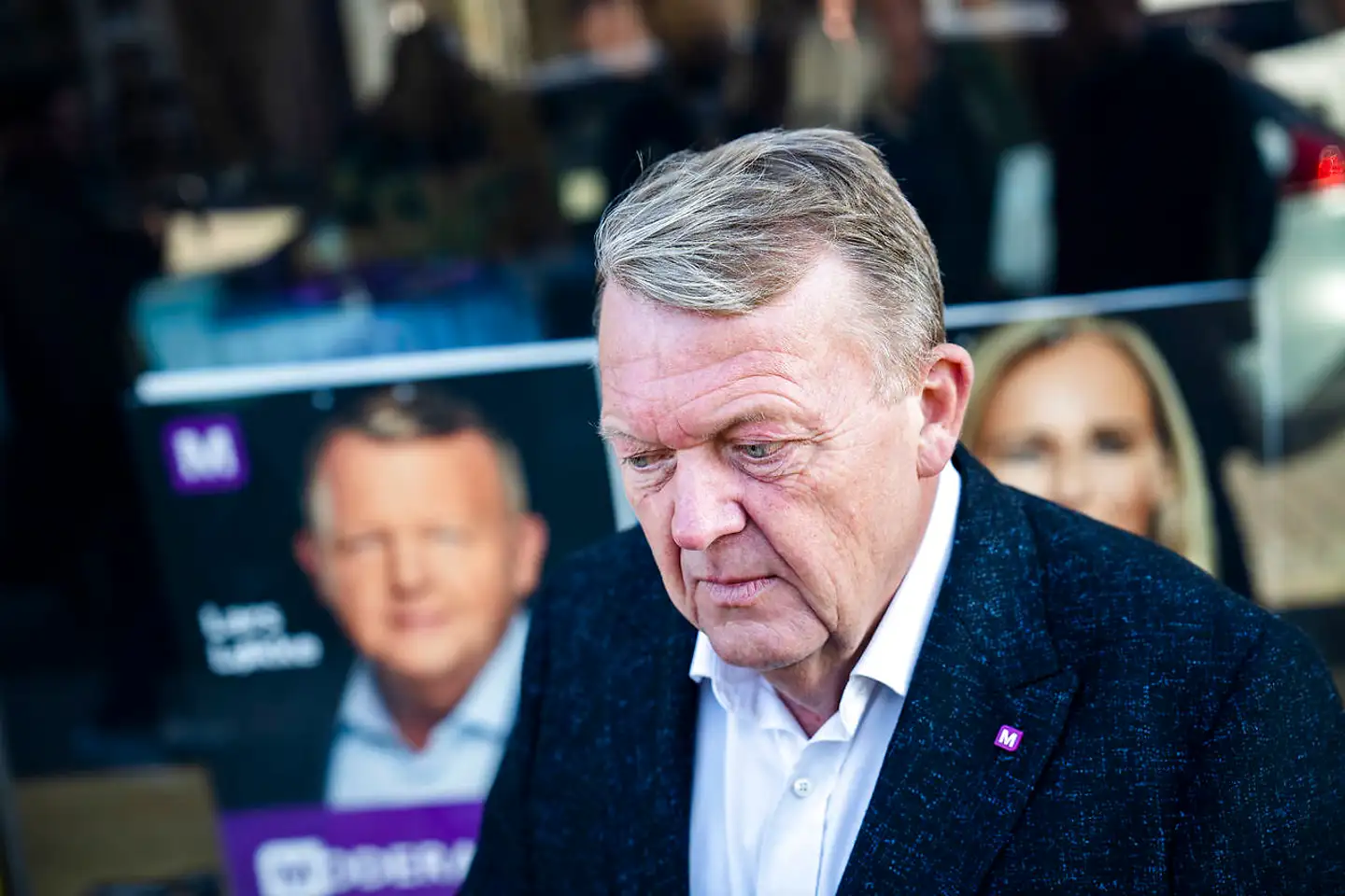 Han mener selv at have kompetencerne til at bestride posten som landets statsminister, men Lars Løkke Rasmussen kalder det irrelevant at diskutere, om han ønsker et comeback i Statsministeriet, da ingen partier har peget på ham som statsminister – endnu.