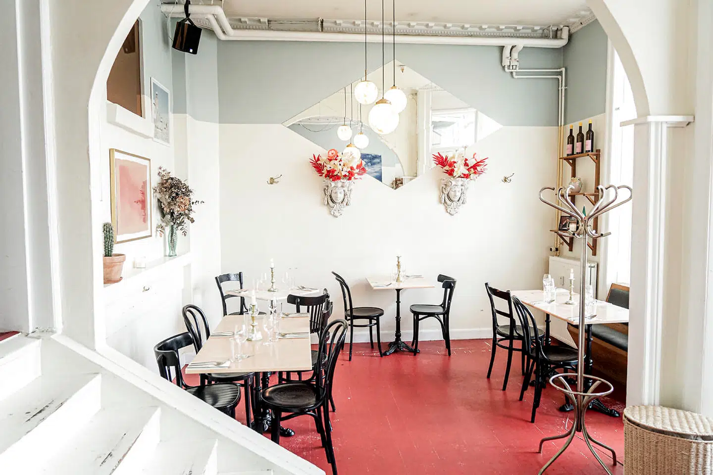 Der er næppe brugt millioner på indretningen af Bar Pasta, men til gengæld er det afslappede spisested hyggeligt.