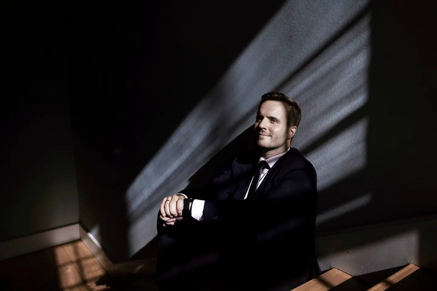 Erhvervsminister Simon Kollerup kan det der med krisepopulisme.