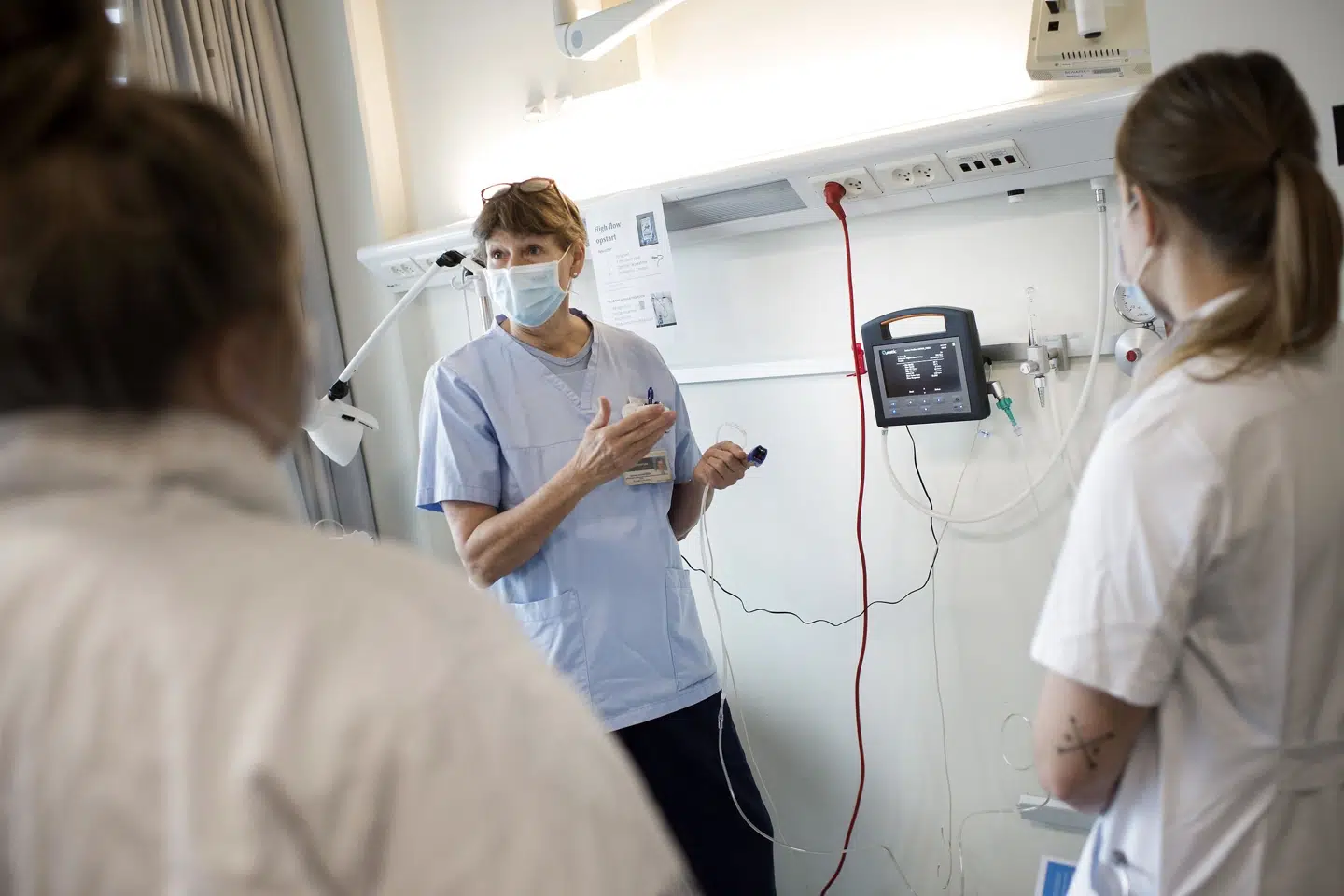 Efter oprindeligt at have nået regeringens målsætning om 1000 flere sygeplejersker er det gået ned ad bakke, og der er nu færre sygeplejersker, end da Socialdemokratiet fik regeringsmagten. (Arkivfoto). Tim Kildeborg Jensen/Ritzau Scanpix