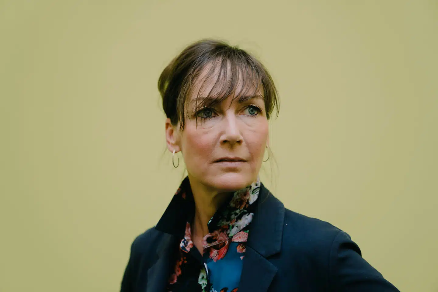»Jeg gik til Franciska Clausens liv og kunst som et nysgerrigt menneske, og da jeg dukkede op til overfladen to år efter, var det morsomt at se, at samtiden var blevet optaget af at hive de oversete kvinder op til overfladen,« Agnete Braad.