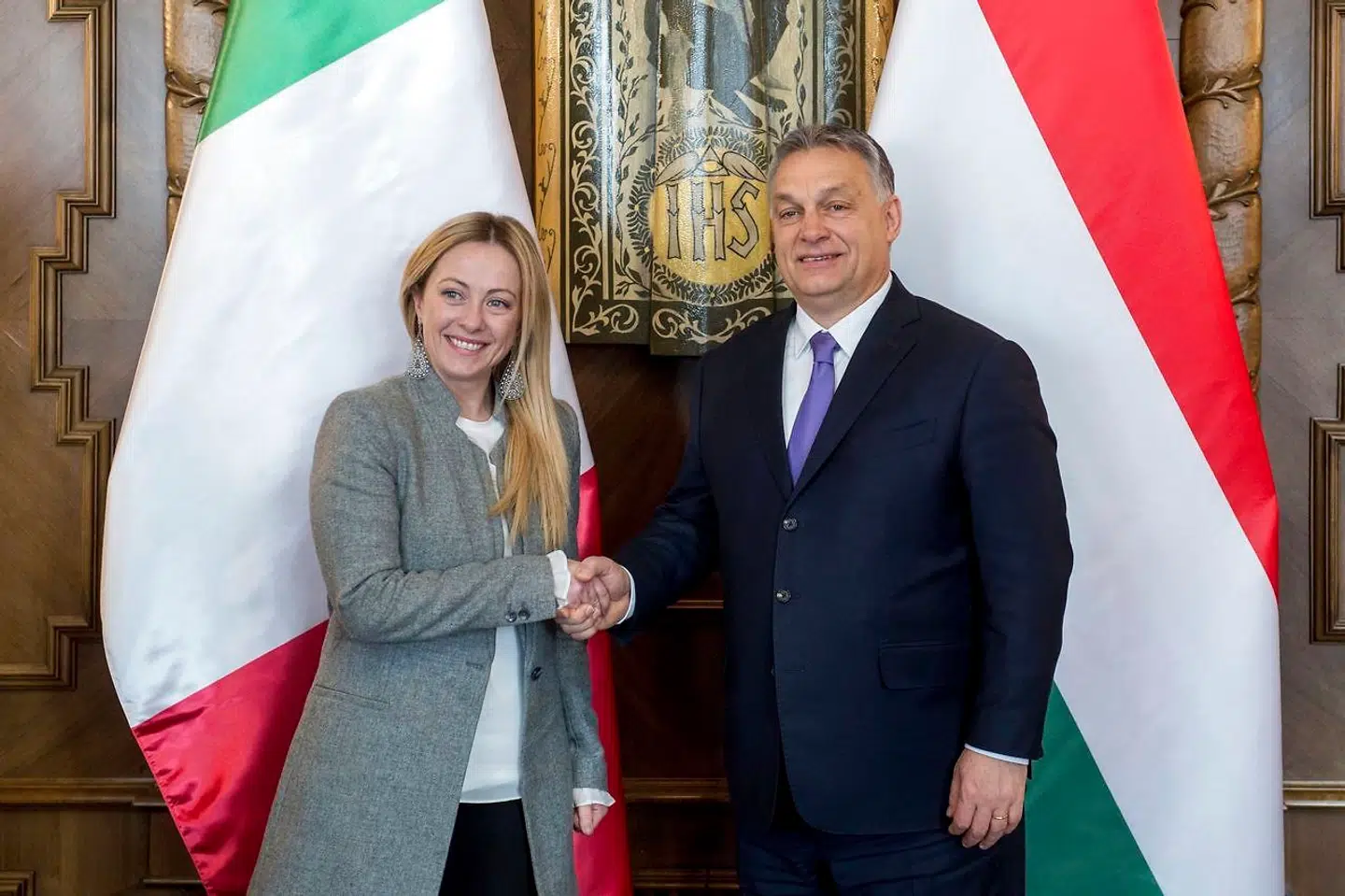 Giorgia Meloni vil skifte Italiens traditionelle samarbejdsparterne, Tyskland og Frankrig, ud med Østeuropas »illiberale« demokrater, heriblandt den ungarske leder, Viktor Orbán.