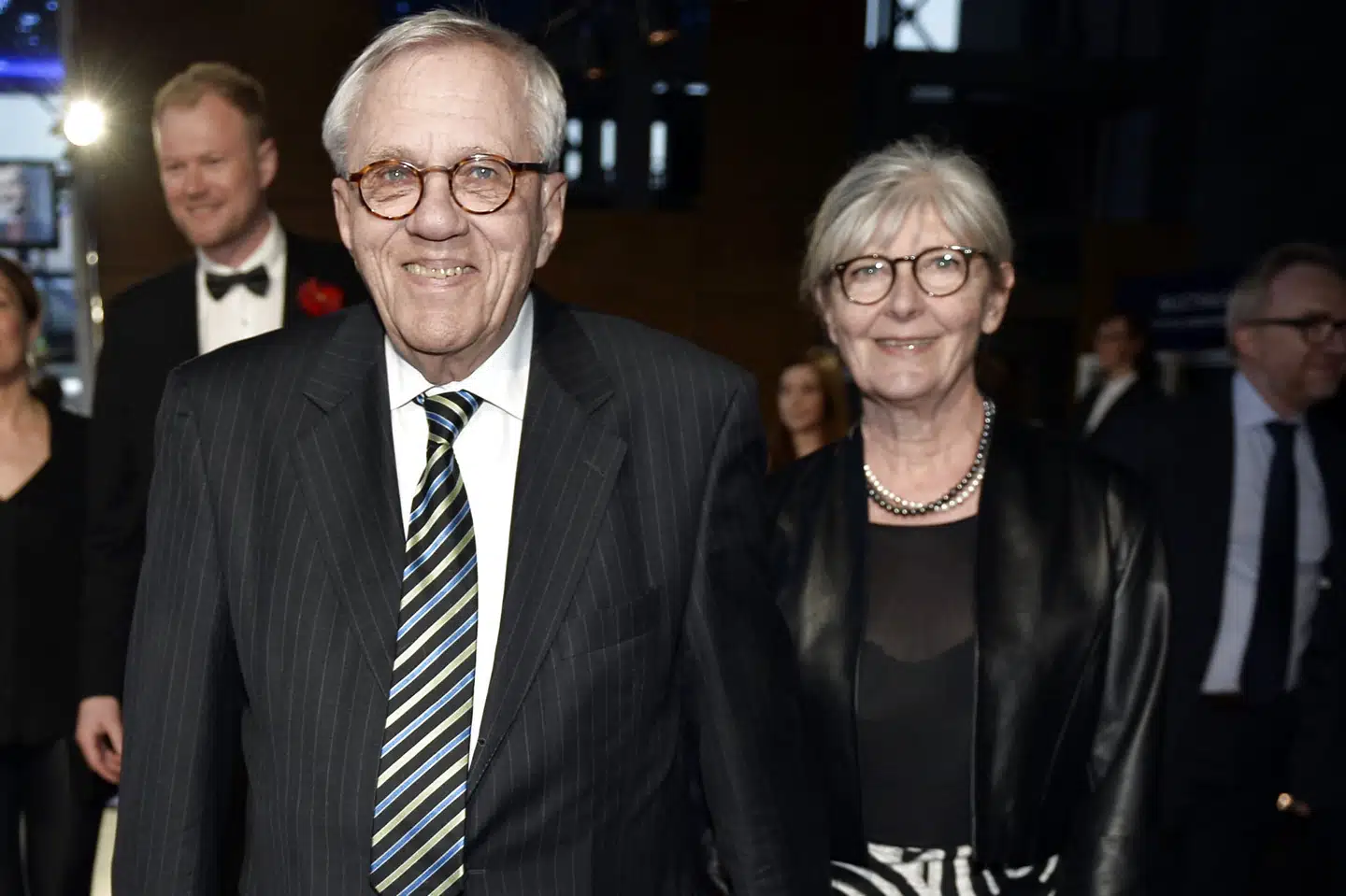 Tidligere finansminister og tidligere administrerende direktør Knud Heinesen fylder 90 år den 26. september. Her er han i 2015 med hustruen Karen Vilhelmsen. Simon Skipper/Ritzau Scanpix