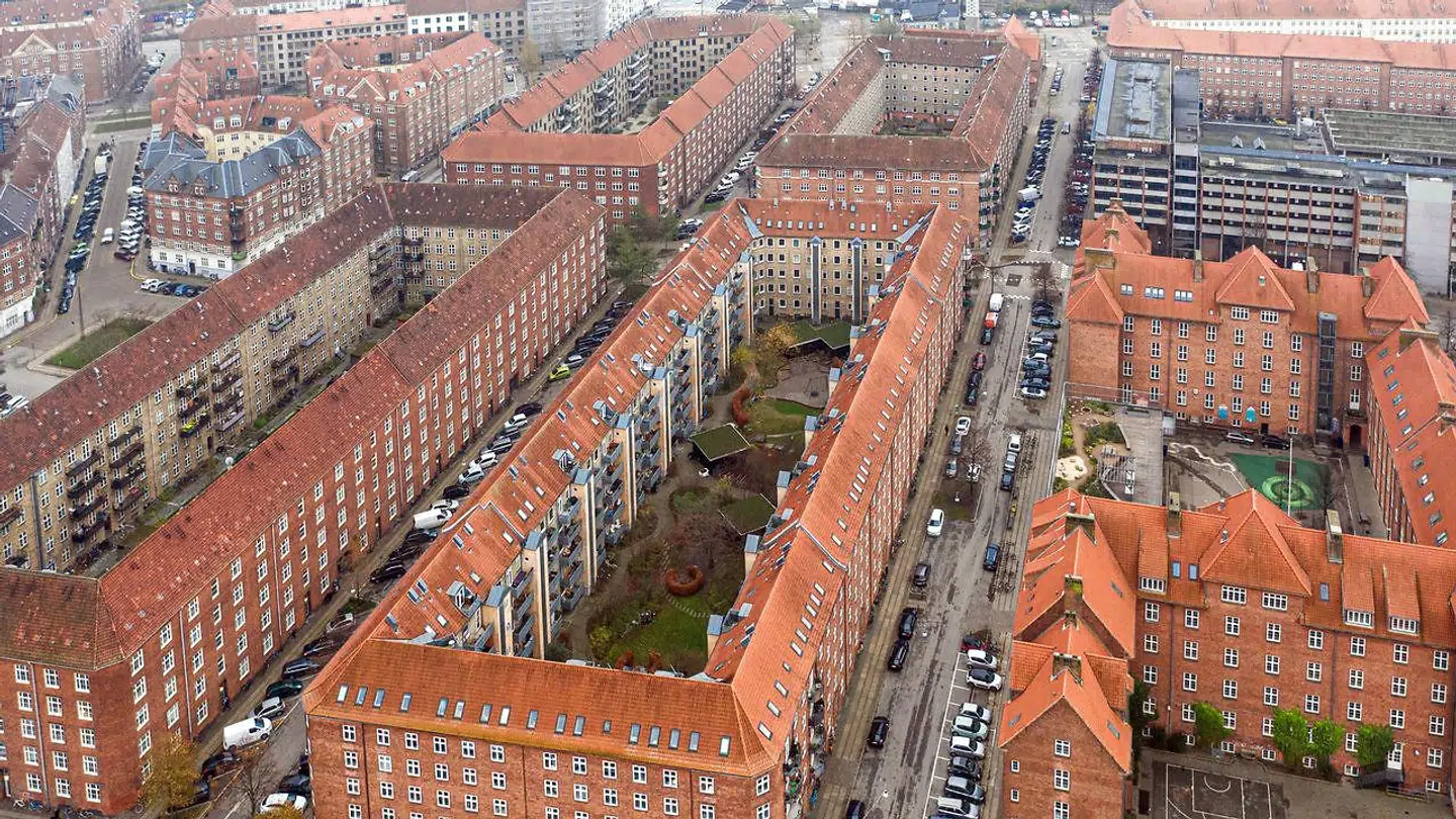 Det er blevet betydeligt dyrere at finansiere den samme bolig i takt med, at renterne er steget brat i år.