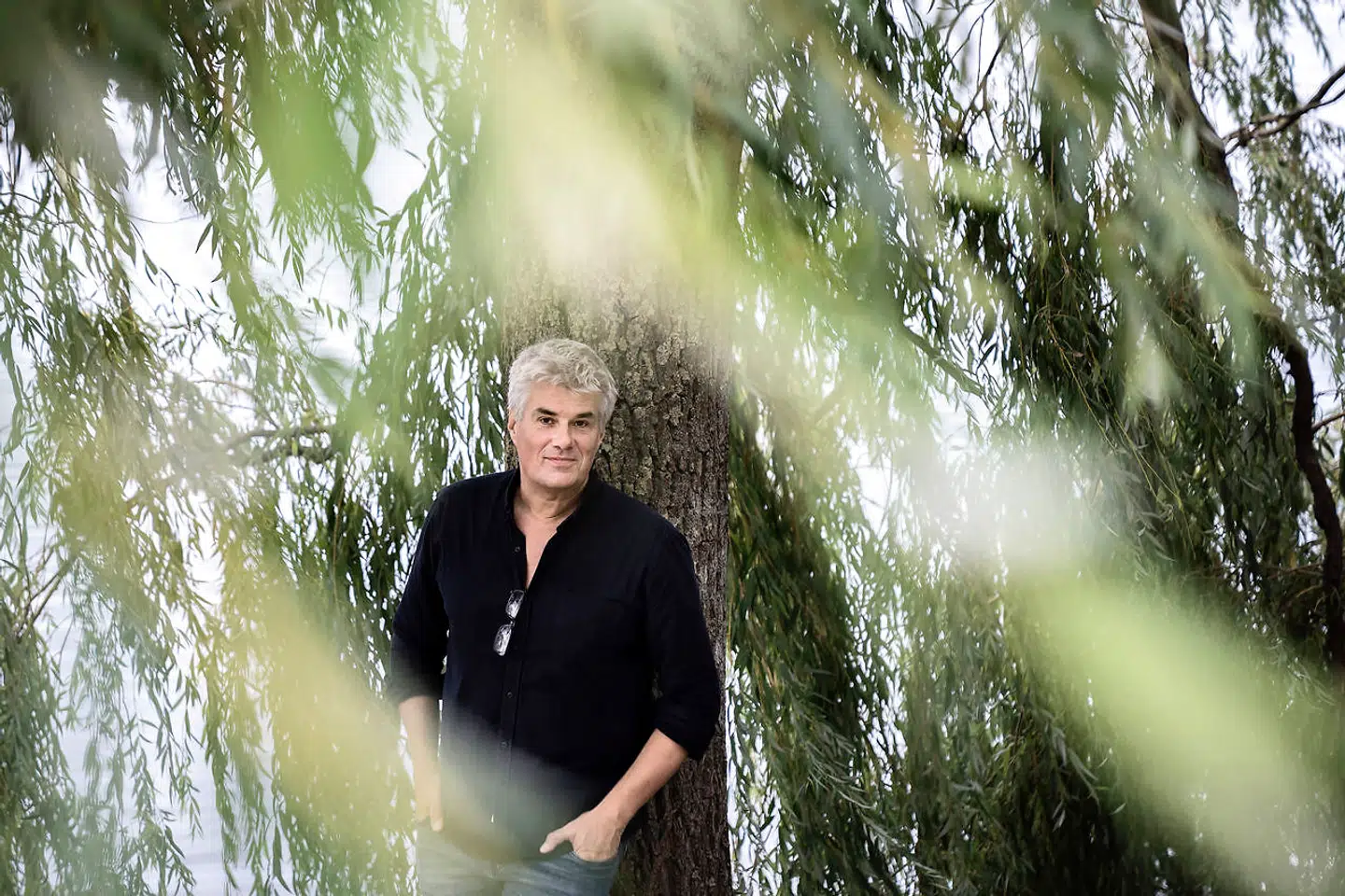 Efter mange år som fastansat sagde Lars Daneskov op i DR for at virke som freelance journalist, foredragsholder og forfatter. »Det er både angstprovokerende og skræmmende, men det er også enormt livgivende,« siger han.