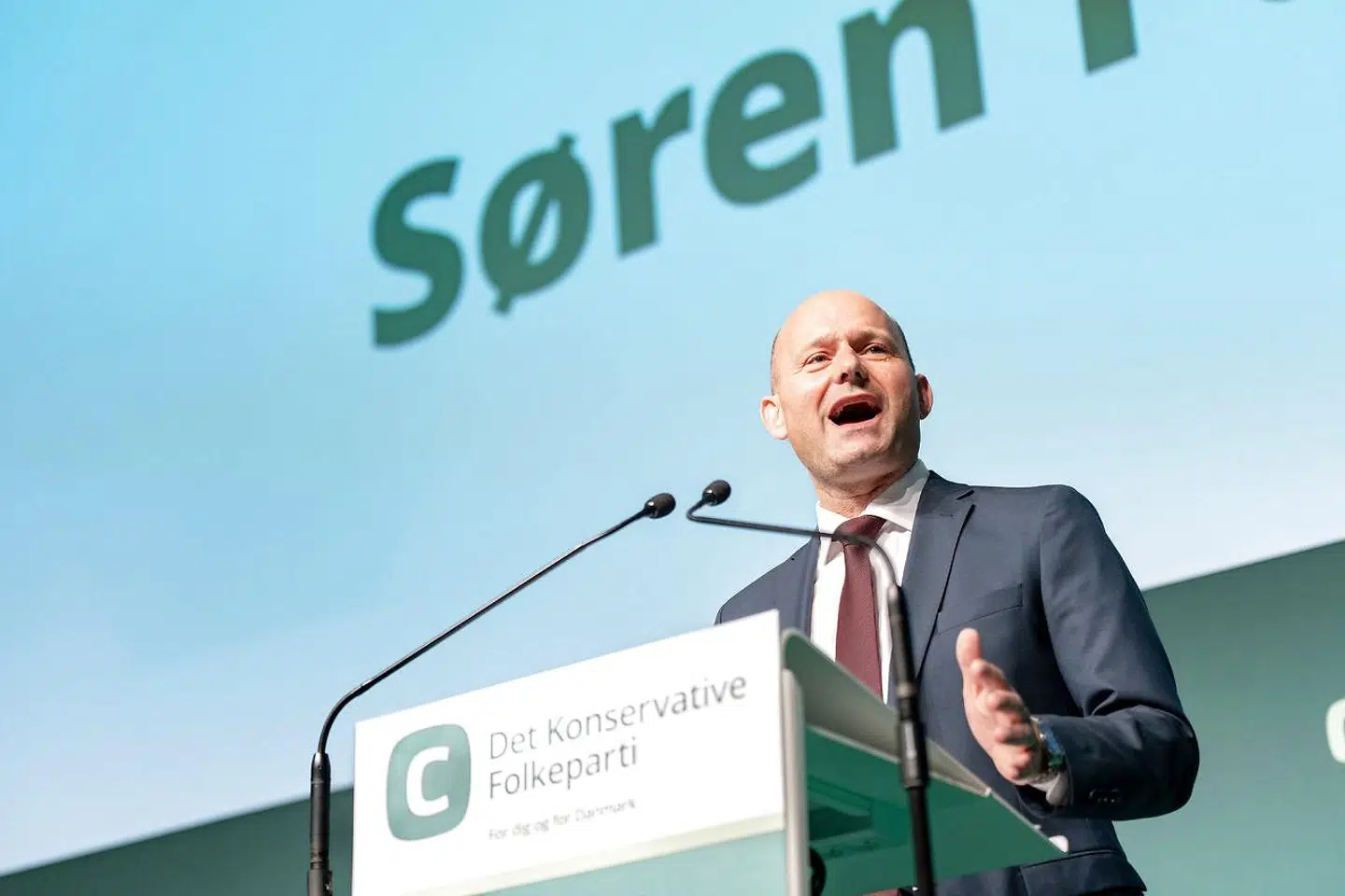 »Skulle jeg blive statsminister, er tiden med højere ydelser til arbejdsløse udlændinge forbi. Til gengæld skal respekten for hårdt arbejde tilbage,« skriver Søren Pape Poulsen.