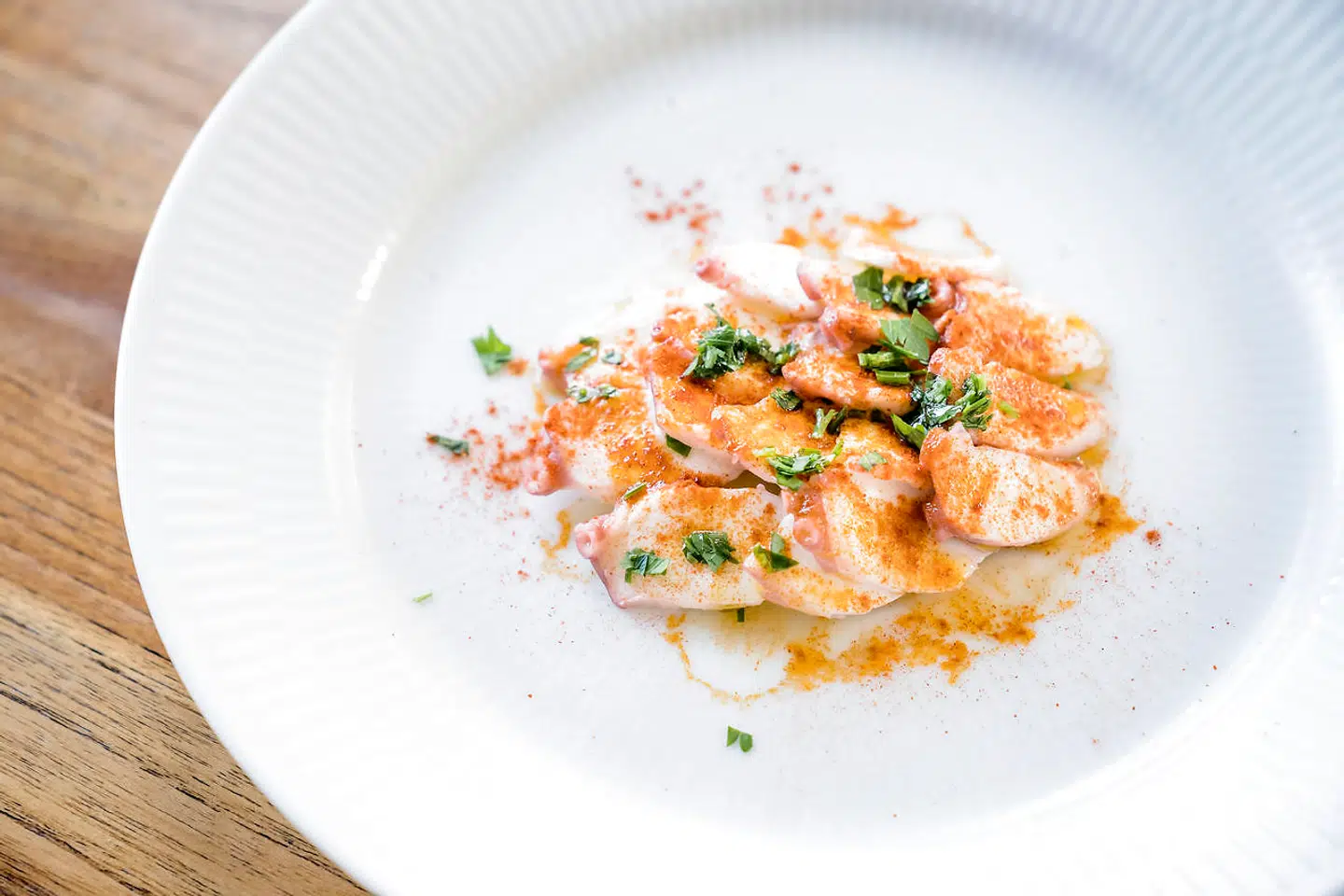 Pulpo gallega: Desværre var de kogte sprutteskiver skåret så tyndt, at den ottearmede havde mistet ethvert bid og spor af smag