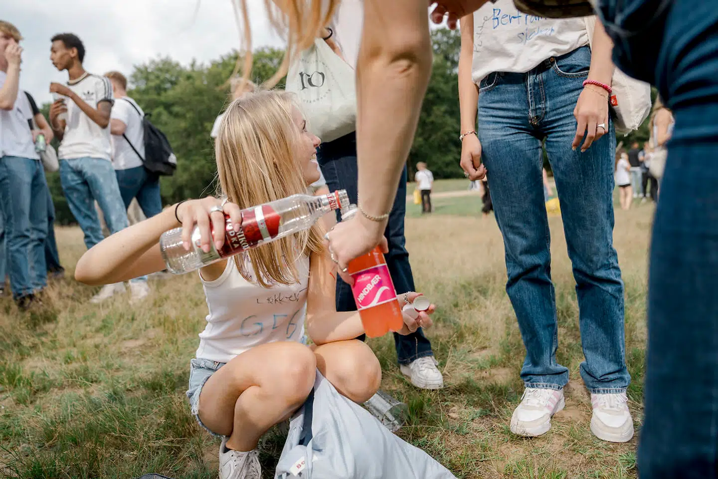 »Rundt om på gymnasierne har der været fine dialoger mellem rektorer og elevråd/kursistråd og festudvalg om rammer for gode og trygge fester, som inkluderer både dem, der gerne vil nyde et par øl og dem, som ikke vil.« Billedet er fra den årlige »puttefest« i Dyrehaven.