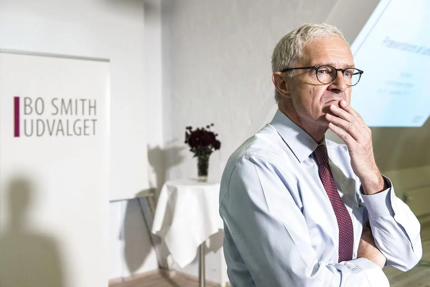 »Min sag og de verserende i kølvandet på Minkkommissionens beretning rejser flere spørgsmål,« skriver Bo Smith.