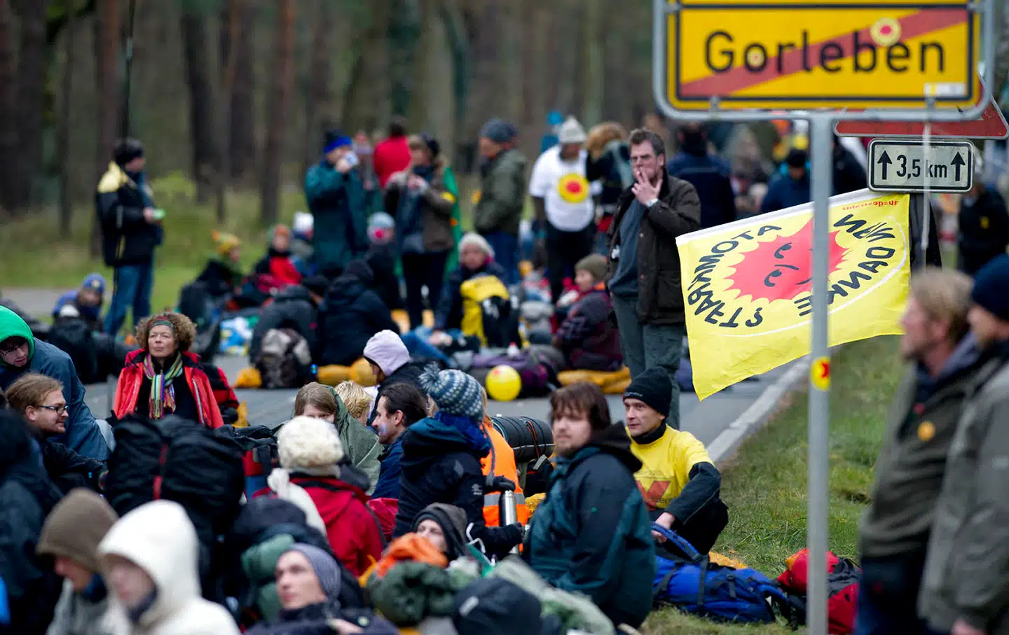 Tyskland har før oplevet voldsomme protester mod planer om opbevaring af tysk atomaffald. Nu er der kritik af en schweizisk beslutning om at opbevare atomaffald lige ved grænsen til Tyskland. Arkivfoto: Johannes Eisele/AFP/Ritzau Scanpix