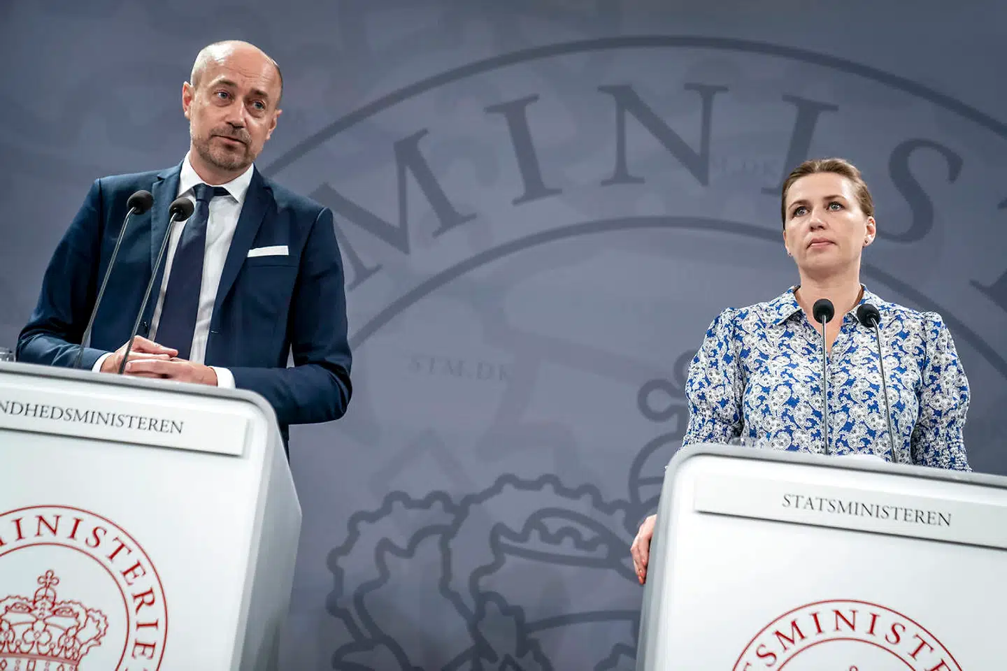 Jyllands-Posten skriver i dag, at regeringen vil foretage to ændringer i måden, Epidemikommissionen er skruet sammen.