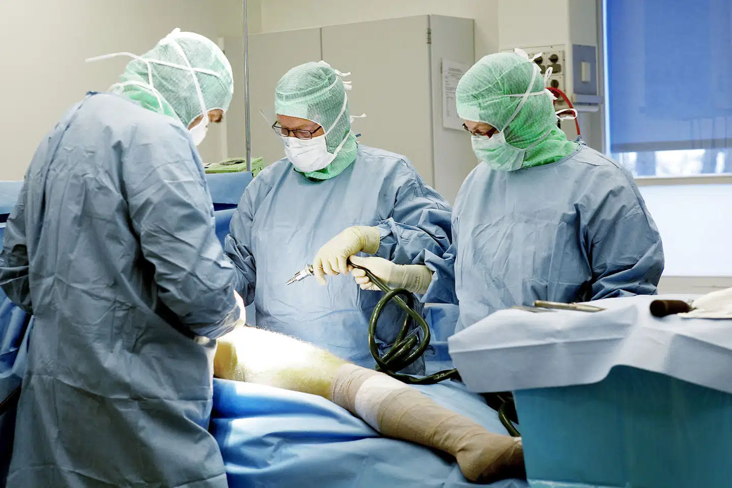 Mange står fortsat på venteliste til især ortopædkirurgiske operationer, og det kan komme til at trække yderligere ud – i meget lang tid. Det er budskabet fra hospitaler i Region Hovedstaden. Arkivfoto: Erik Refner/Ritzau Scanpix