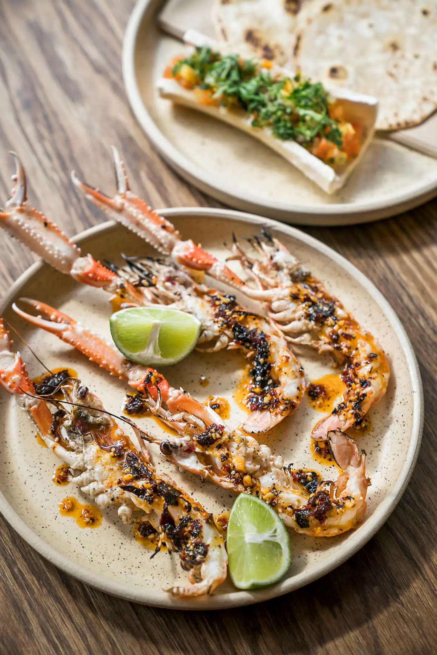 Jomfruhummere i tacos med marv.