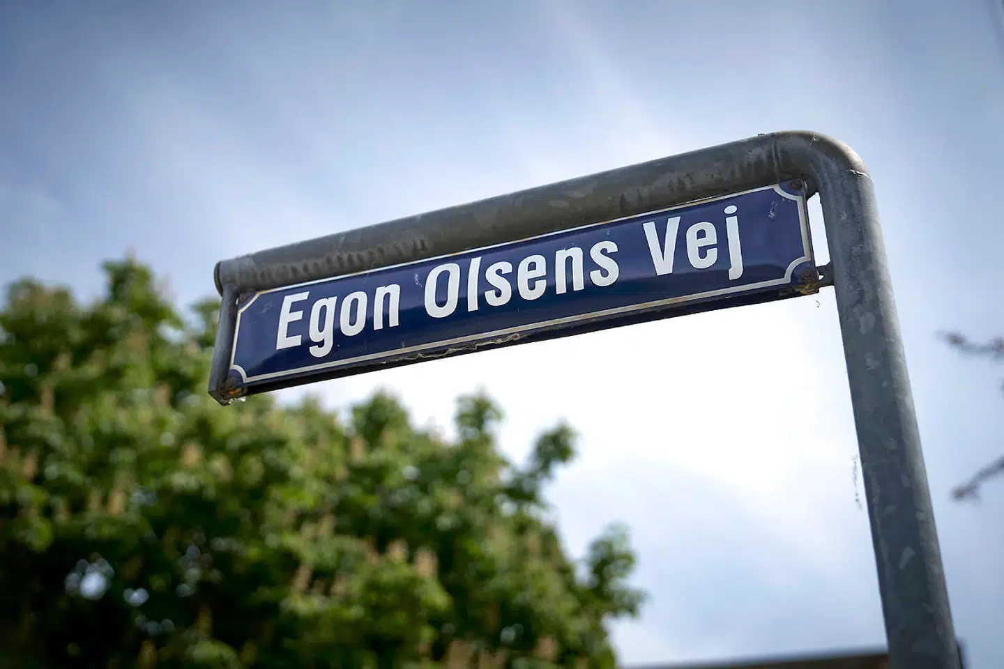 Den dag, da Ove Sprogøe ville være fyldt 85 år, blev vejen foran Vridsløselille opkaldt efter Egon Olsen. Arkivfoto: Niels Ahlmann Olesen
