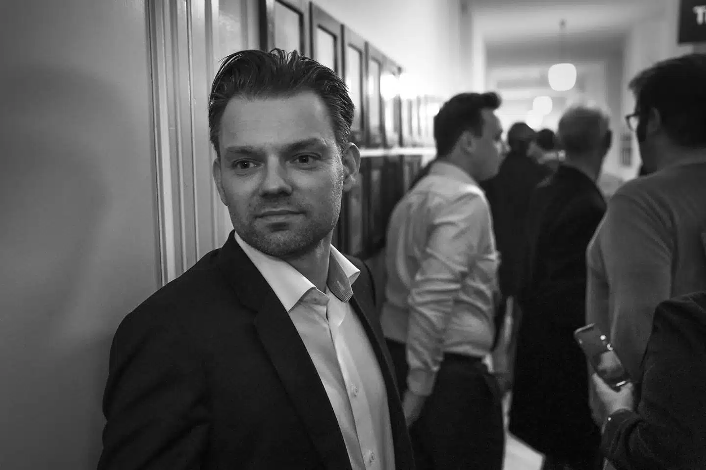 Frederiksbergs borgmester, Michael Vindfeldt (S), er tilfreds med aftalen. »Det har været et af de sværeste budgetter, jeg har været med til at lave. Vi har skullet hente relativt mange penge til at sikre en solid økonomi igen,« siger han. Her ses han på kommunalvalgaftenen i november 2021.