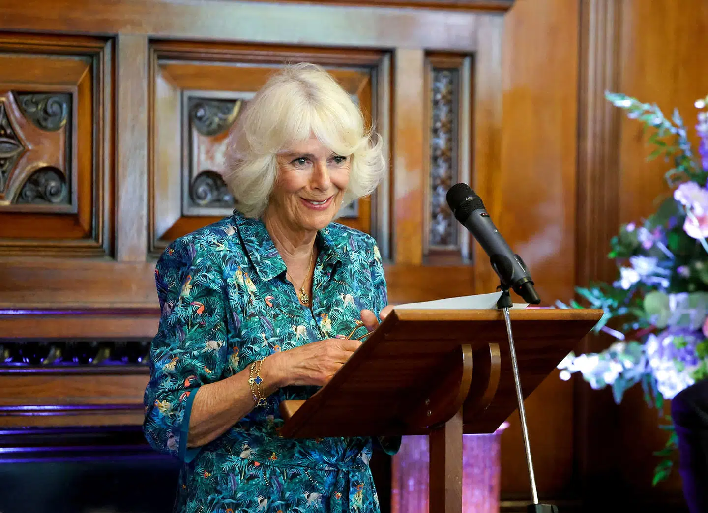Camilla taler under et arrangement i Londons National Liberal Club i forbindelse med fejringen af hendes 75-års fødselsdag.