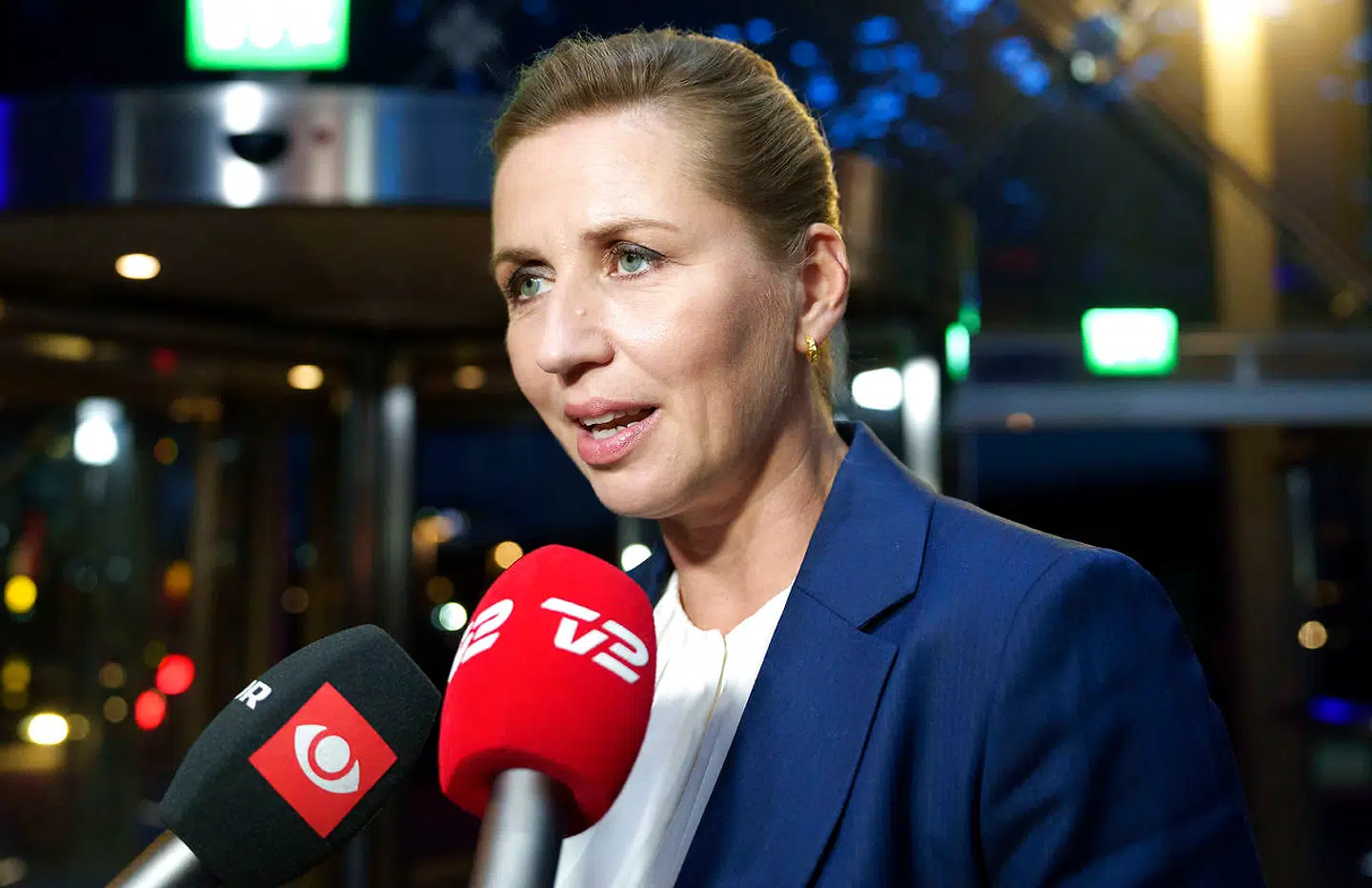 Under en direkte tv-debat søndag aften gik Mette Frederiksen til angreb på Søren Pape Poulsen med en påstand om, at De Konservatives politik vil betyde fyringer af 40.000 offentligt ansatte. Tallet har skabt en talkrig, hvor sidst punktum langtfra synes sat.