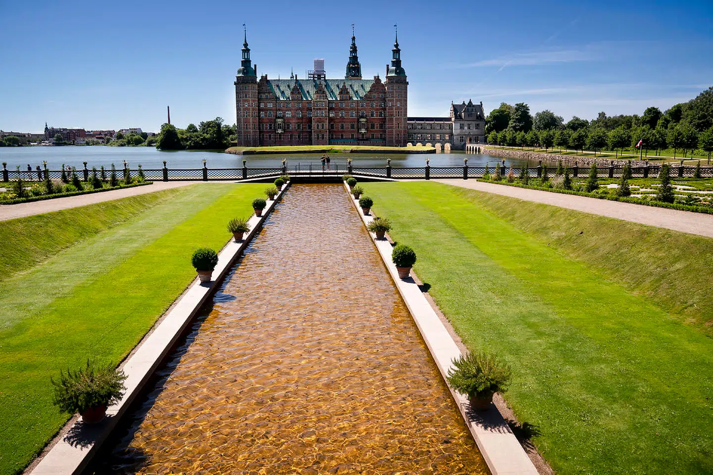 Det Nationalhistoriske Museum på Frederiksborg i Hillerød er med den omgivende barokhave et af landets smukkeste museer. Arkivfoto: Liselotte Sabroe/Ritzau Scanpix