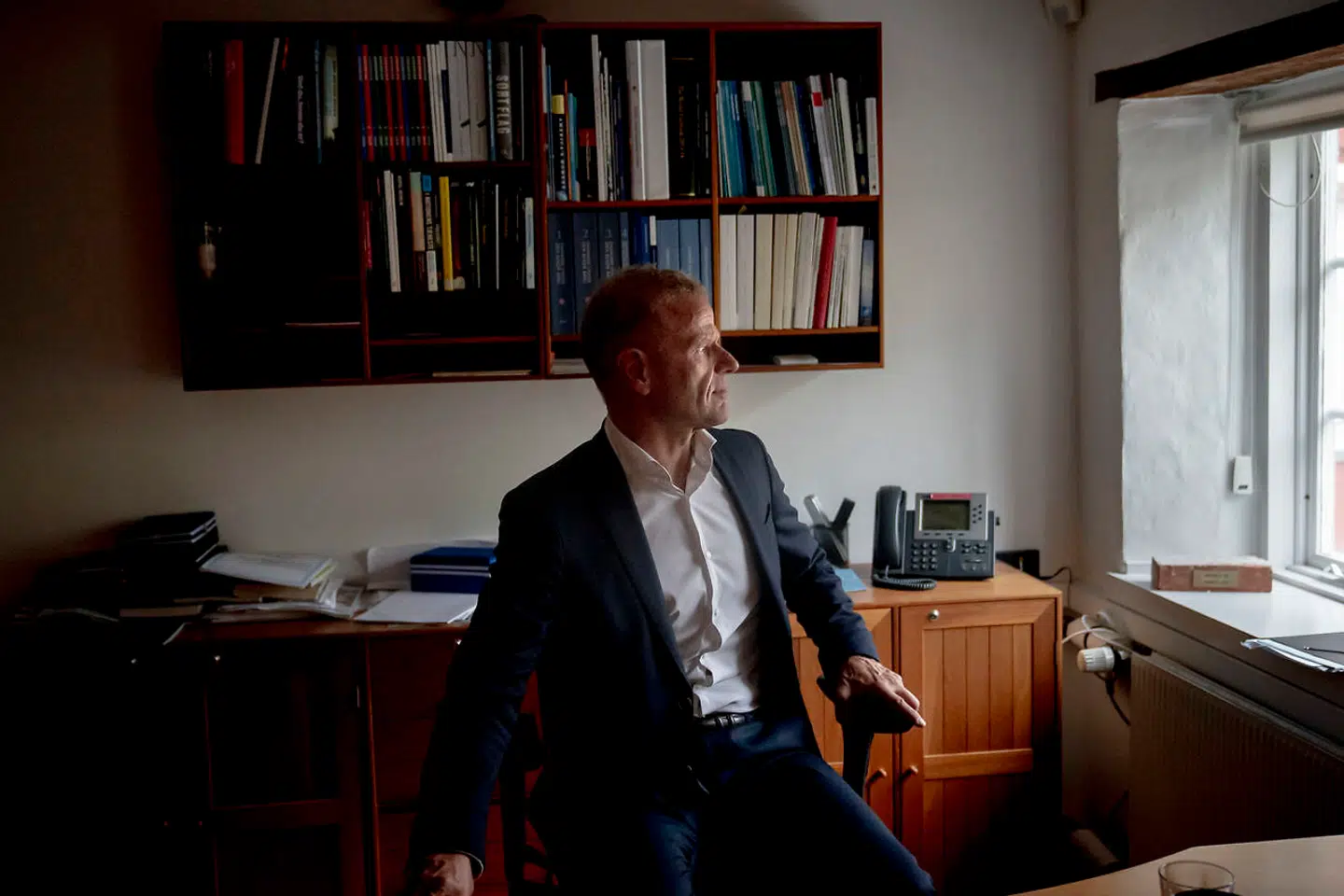 Lars Findsen, chefen for Forsvarets Efterretningstjeneste (FE), er mistænkt for at have lækket højt klassificerede oplysninger og er sigtet efter straffelovens paragraf 109, som kan udløse op til 12 års fængsel. Arkivfoto: Celina Dahl/Ritzau Scanpix