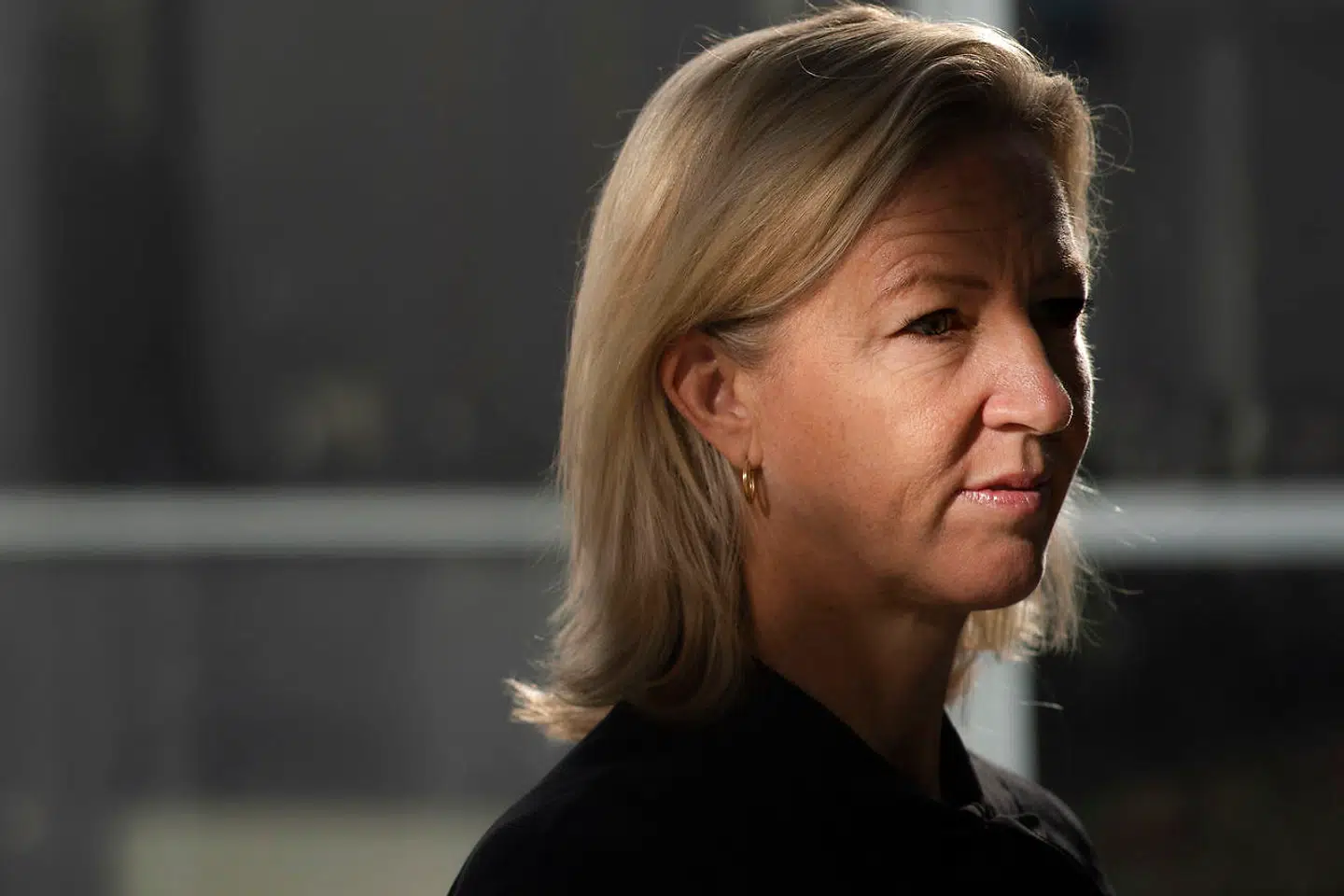 Britt Meelby Jensen, der er ny topchef for medicinalvirksomheden Ambu, har tre børn. Hun mener, at der er behov for bedre muligheder for hjælp i hjemmet til familier med små børn.