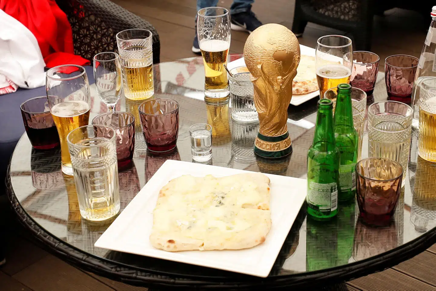 En kilde siger til nyhedsbureauet Reuters, at der kommer til at kunne købes øl i Qatar, når VM løber af stablen til november. (Arkivfoto). – Foto: Gleb Garanich/Reuters