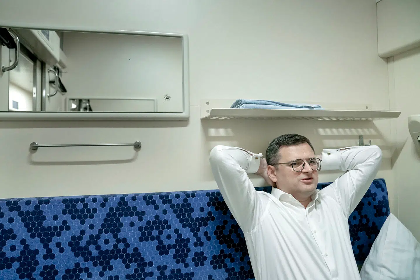 Ukraines topdiplomat, Dmitrij Kuleba, er ikke altid specielt diplomatisk. Han er dødtræt af bedagede analyser af Vladimir Putins krig i Ukraine, og nogle gange bliver han vred.