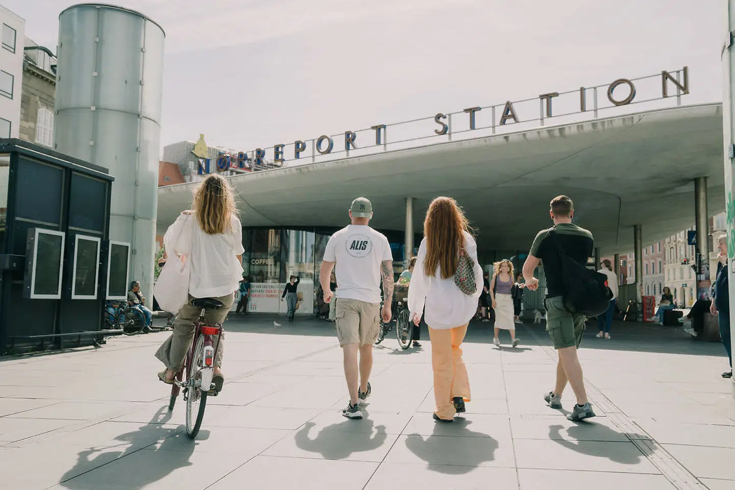 En ny foranalyse for Nørreport Station bemærker, at »enhver kan konstatere ved selvsyn, at stationspladsen fremstår skadet, slidt, beskidt og uplejet.«