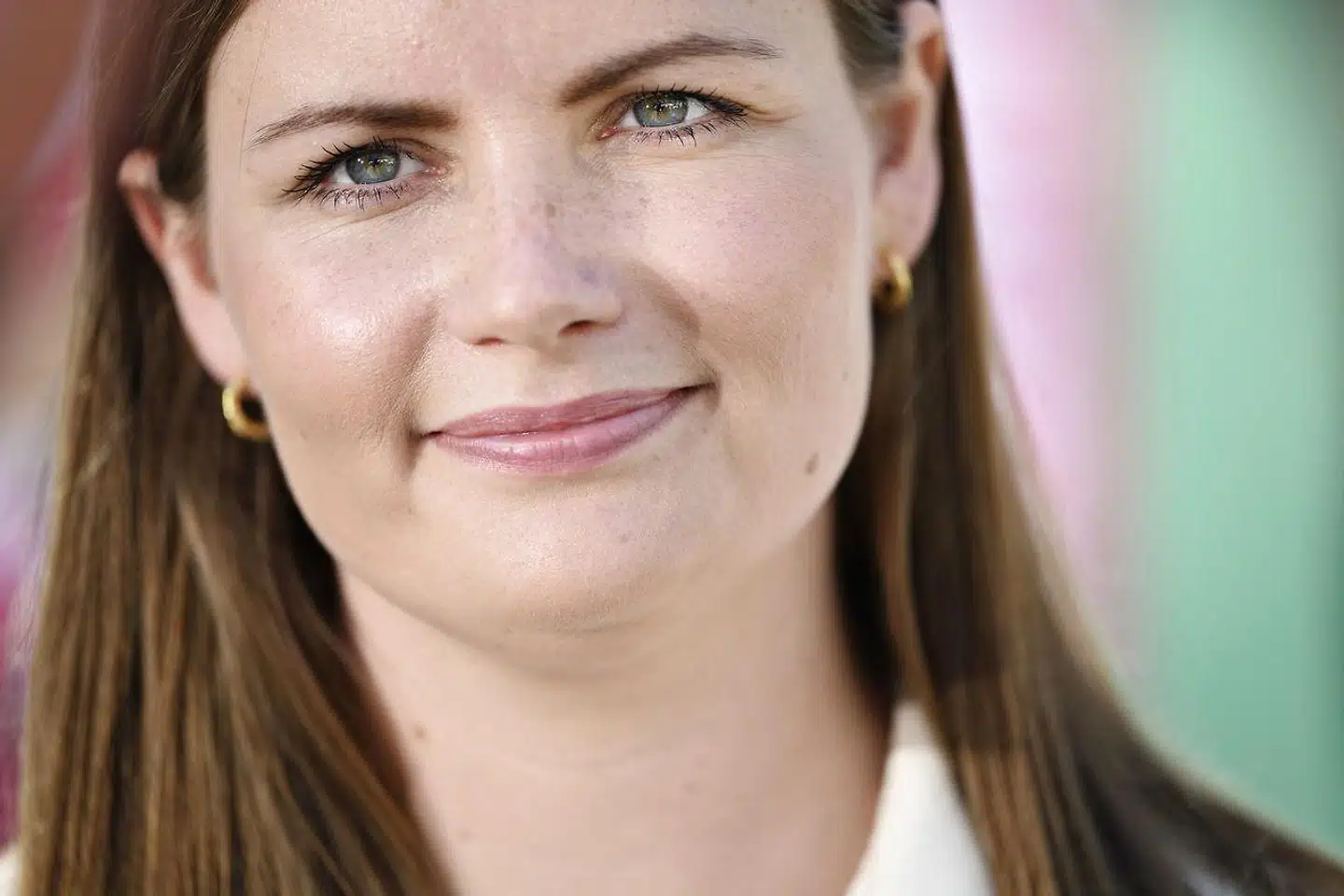 »Som socialist løb det mig nærmest koldt ned af ryggen, da højrefløjens ukronede, mørkeblå leder annoncerede både statsministerkandidatur og en ny 2030-plan. Der var ingen grønne visioner, og den økonomiske politik var dybt asocial,« skriver Mai Villadsen.