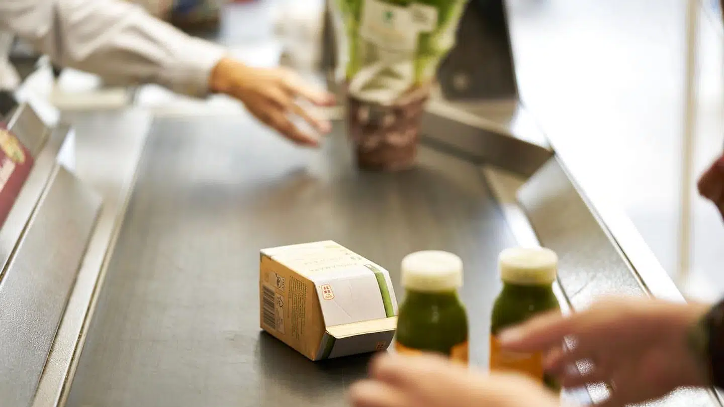 Det gør stadig mere ondt i husholdningsbudgettet i takt med, at priserne på blandt andet dagligvarer stiger.