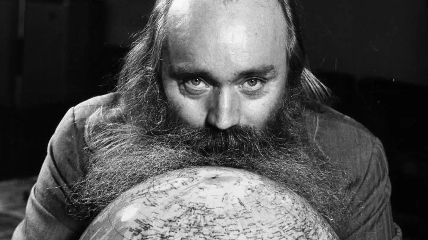 Formand Spies i sine velmagtsdage. »Simon Spies var åben om sin udnyttelse af ulige magtrelationer, og det kunne kun lade sig gøre, fordi han havde en bestemt tidsånd med sig,« skriver Pierre Collignon i denne kommentar.