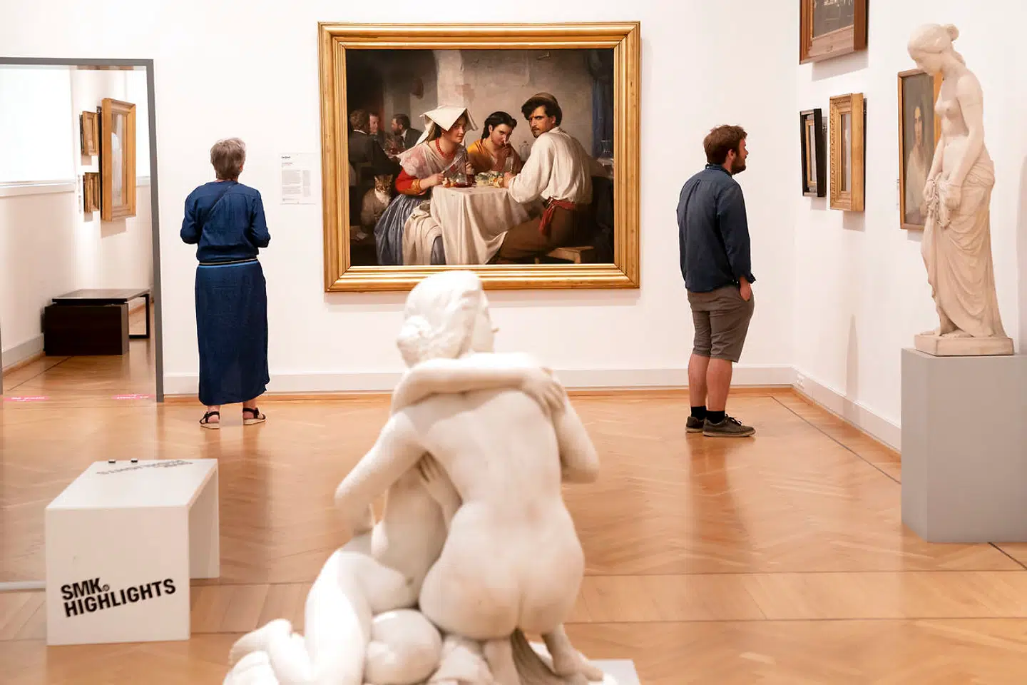 Der er en øget interesse for kunst. Flere går på museer, og flere unge og velstillede pensionister køber kunst. Her fra Statens Museum for Kunst.